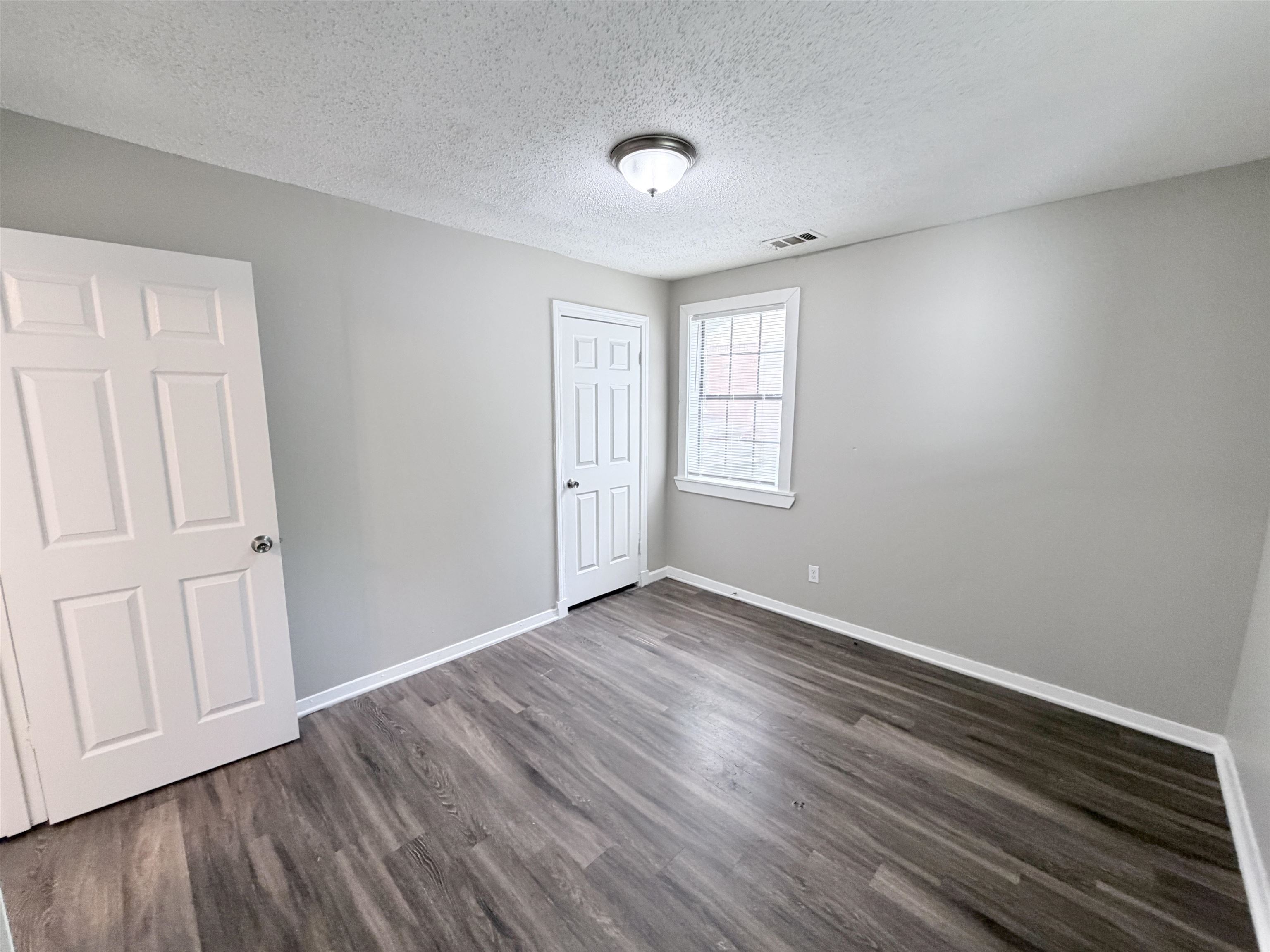 2792 Jolson Ave Property Photo 17