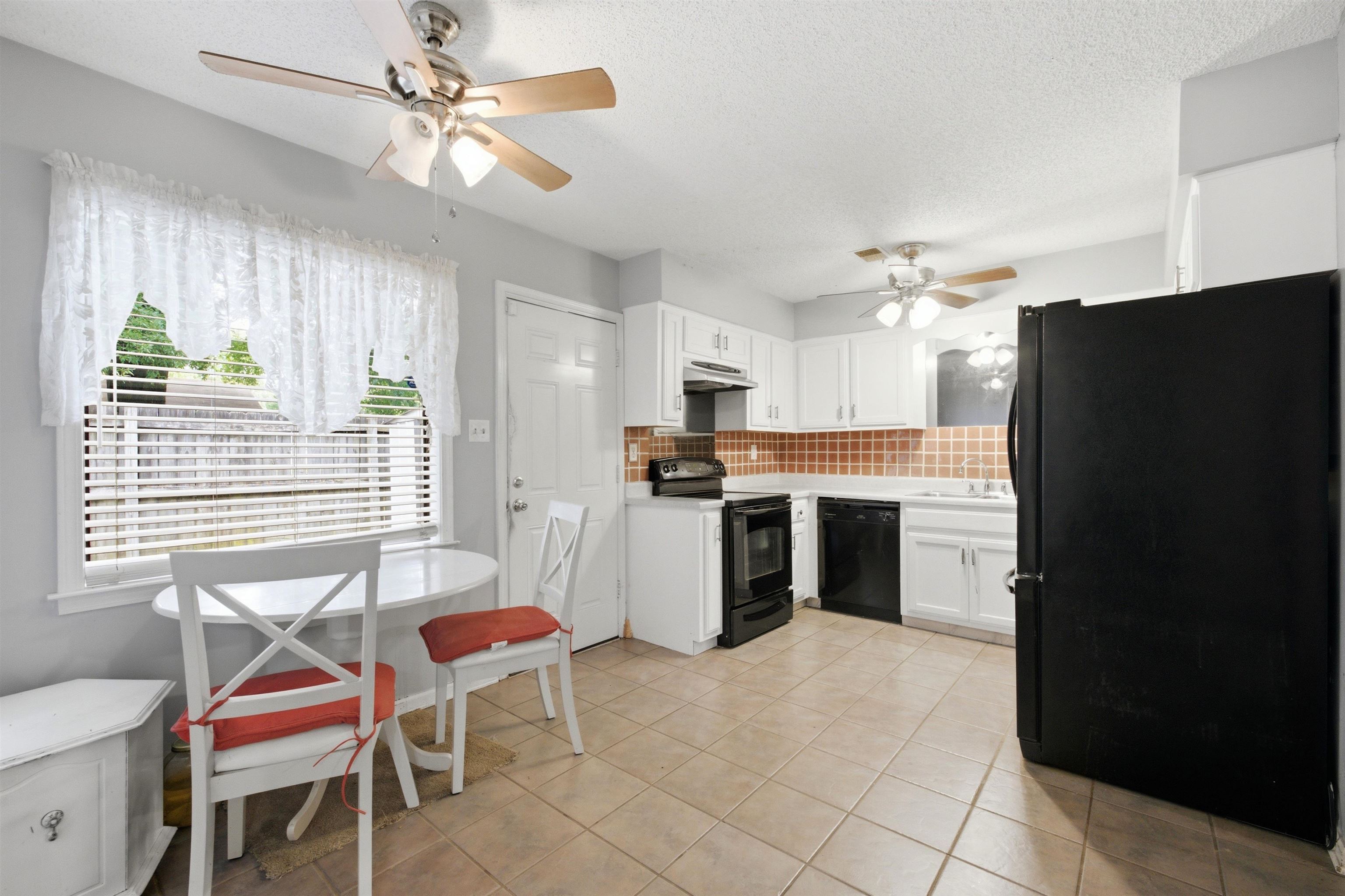 3308 Melodywood Dr Property Photo 5