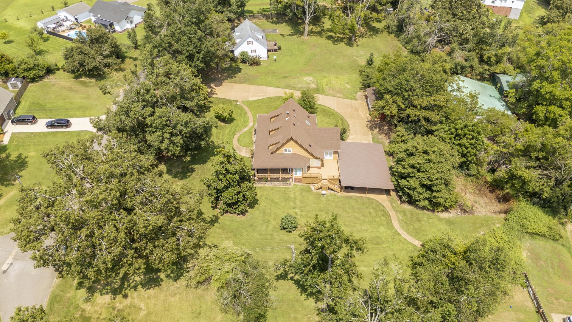 70 Marie Ln Property Photo 32