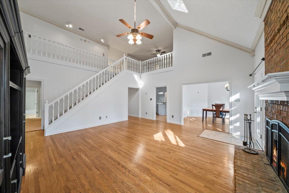 2174 Knoll Ln Property Photo 5