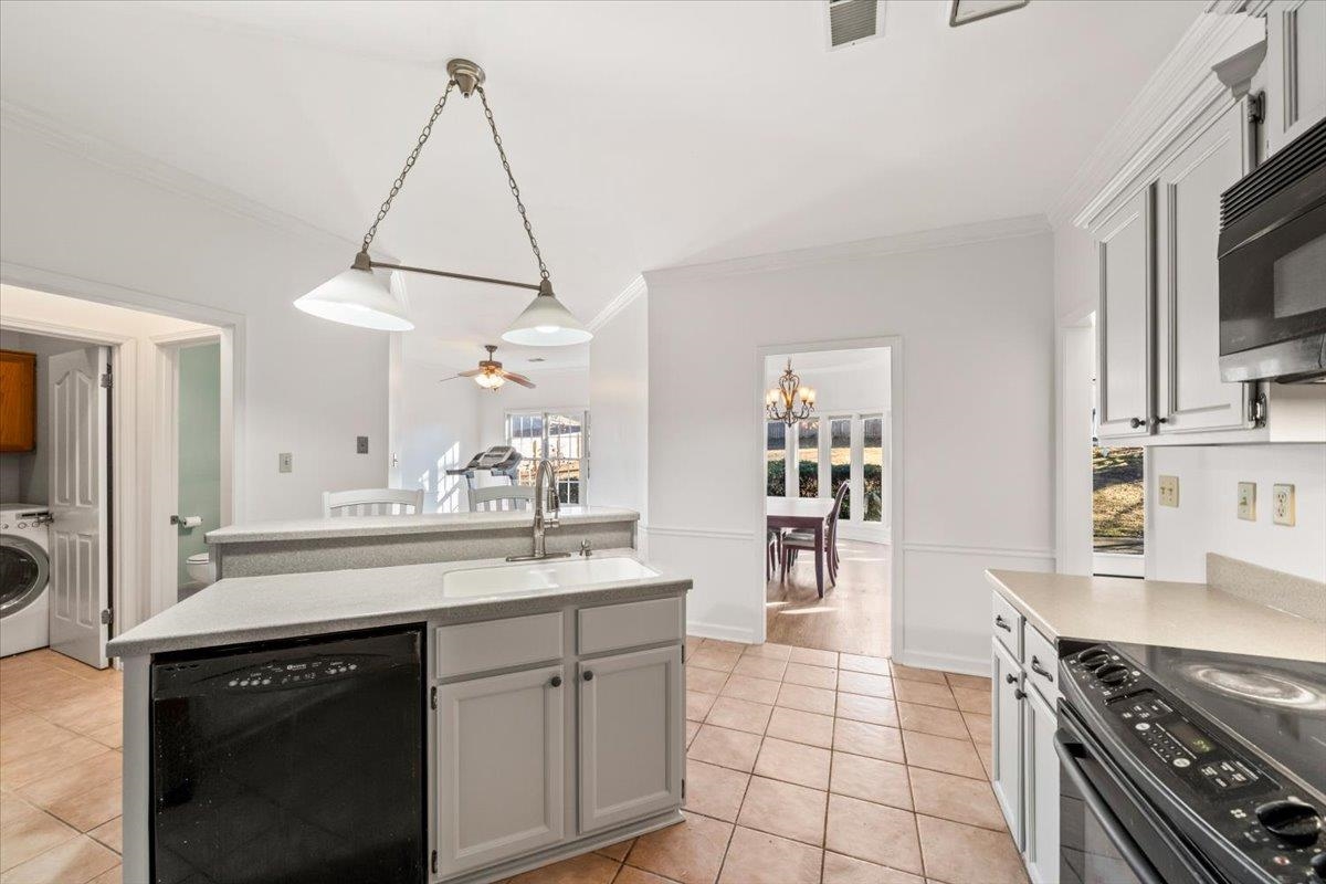 2174 Knoll Ln Property Photo 12