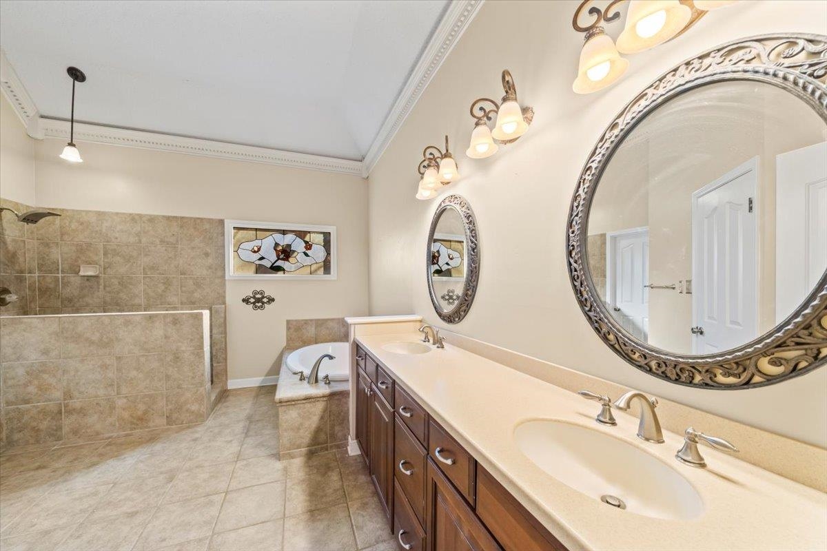 2174 Knoll Ln Property Photo 17