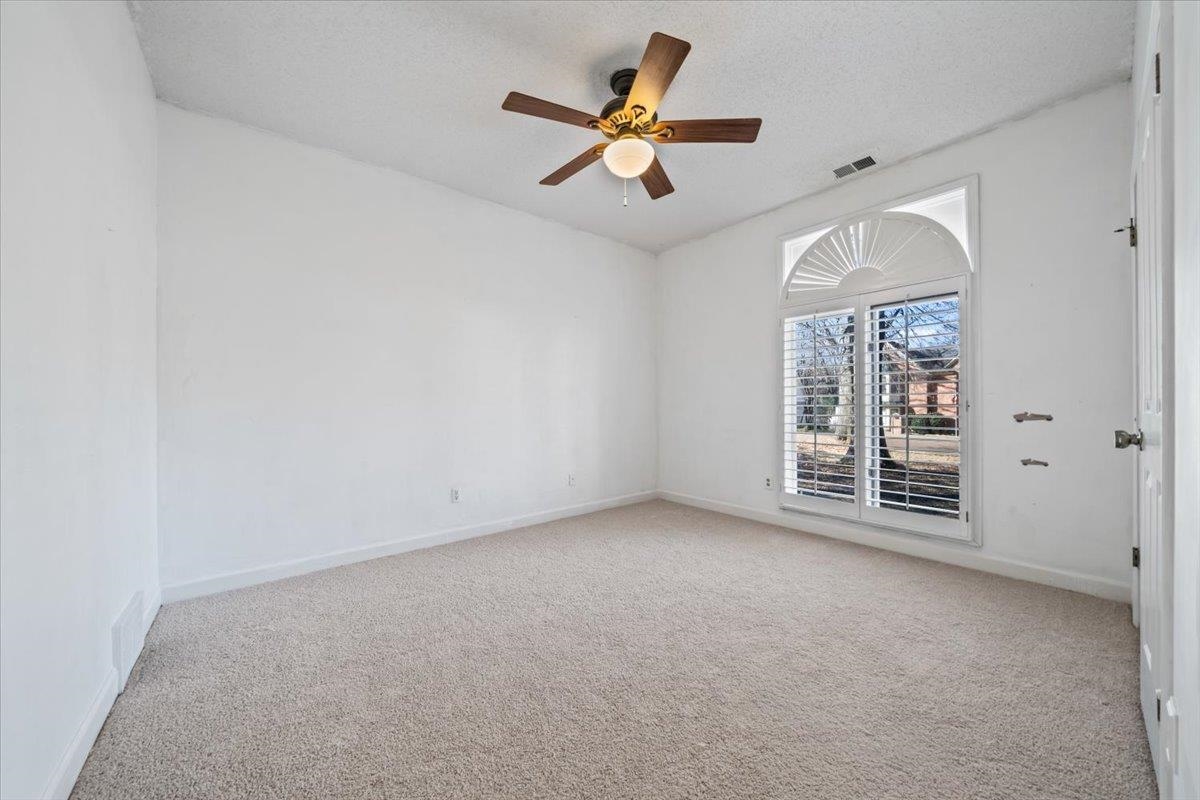 2174 Knoll Ln Property Photo 20