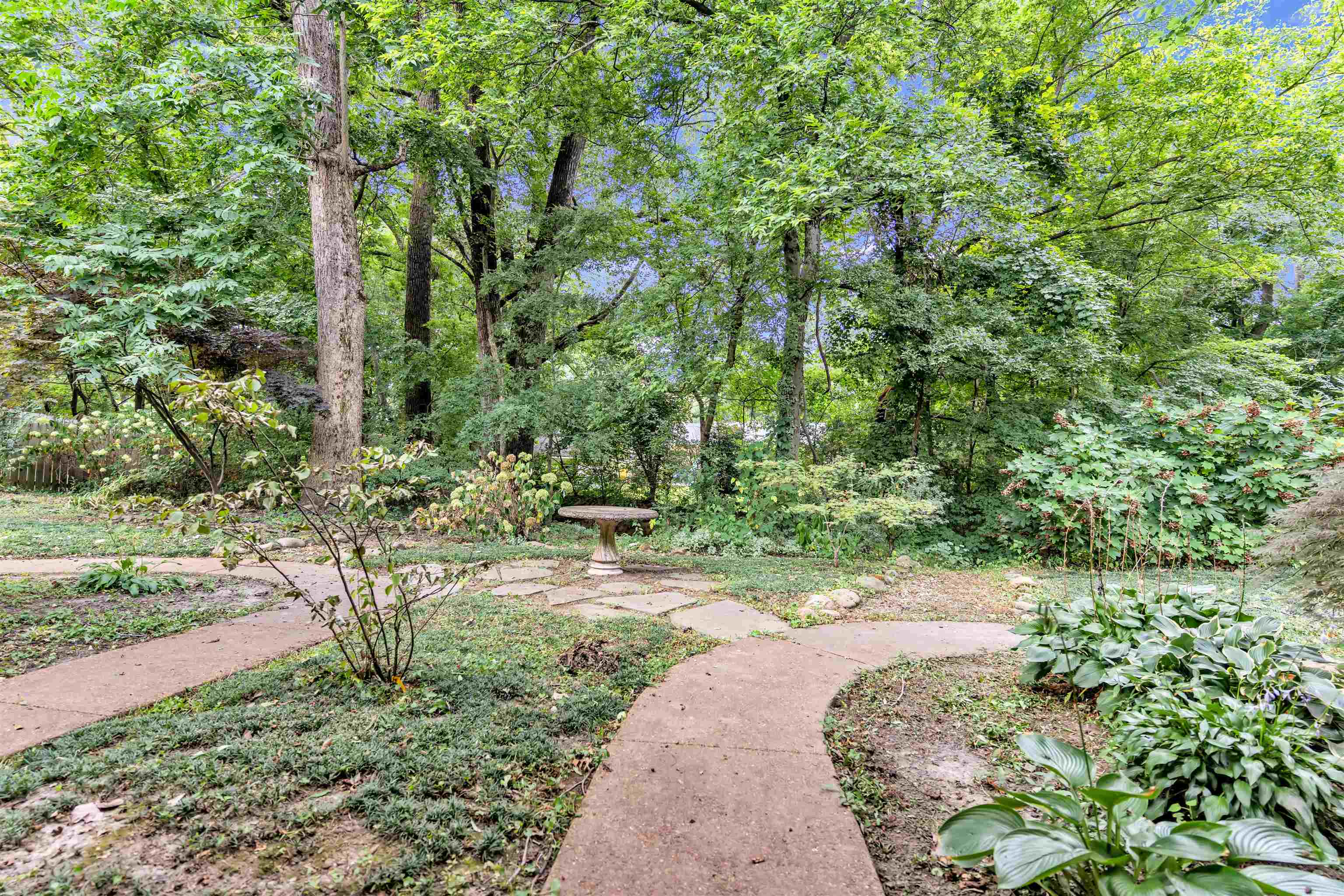 115 Westwood Cv Property Photo 6