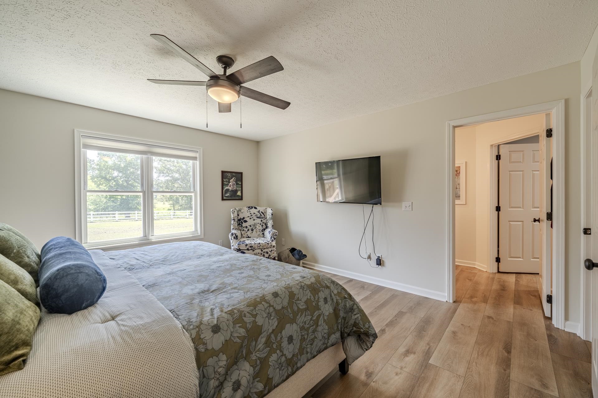 1725 Woods Rd Property Photo 18