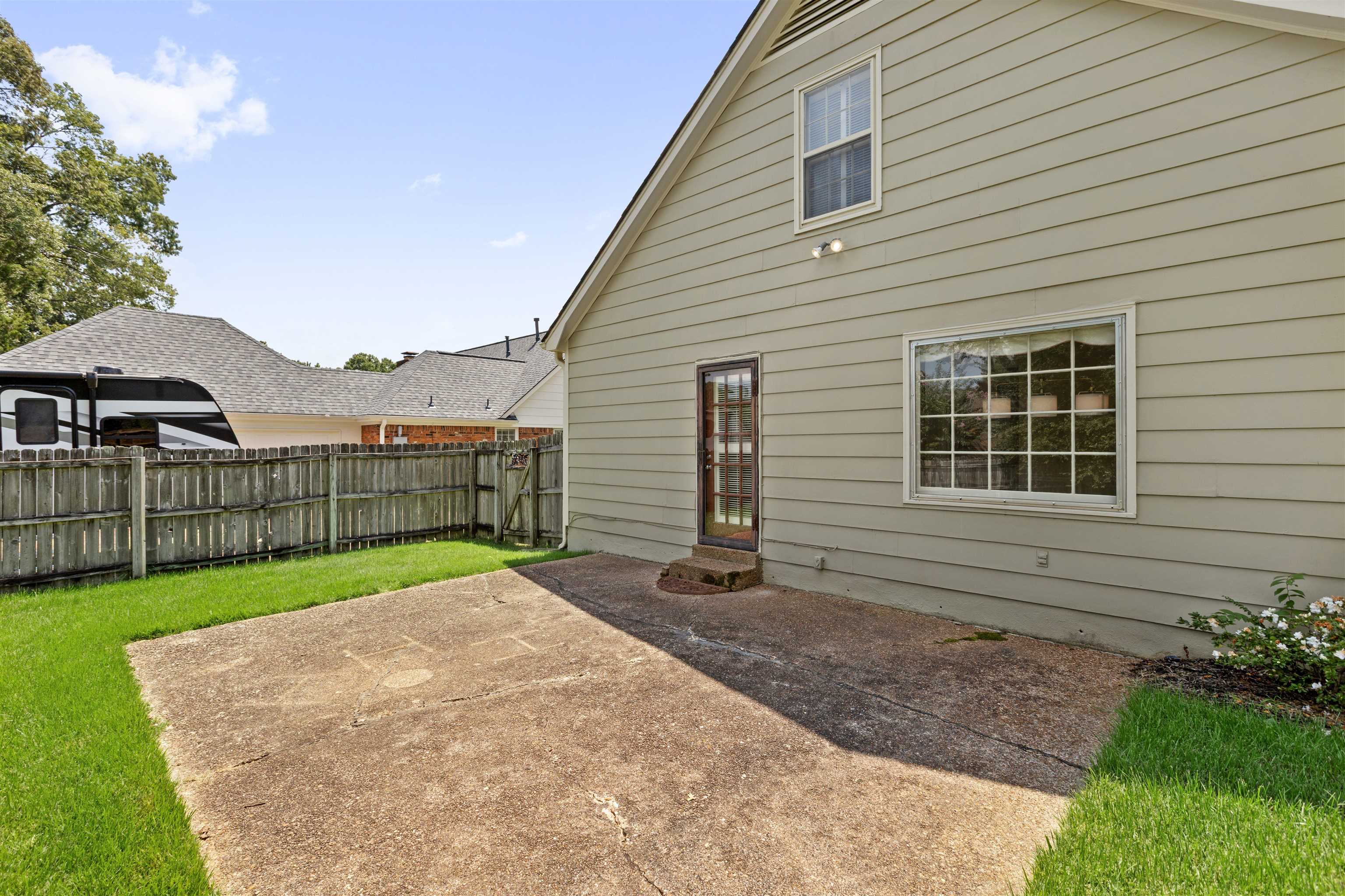 8604 Sandpoint Dr Property Photo 22
