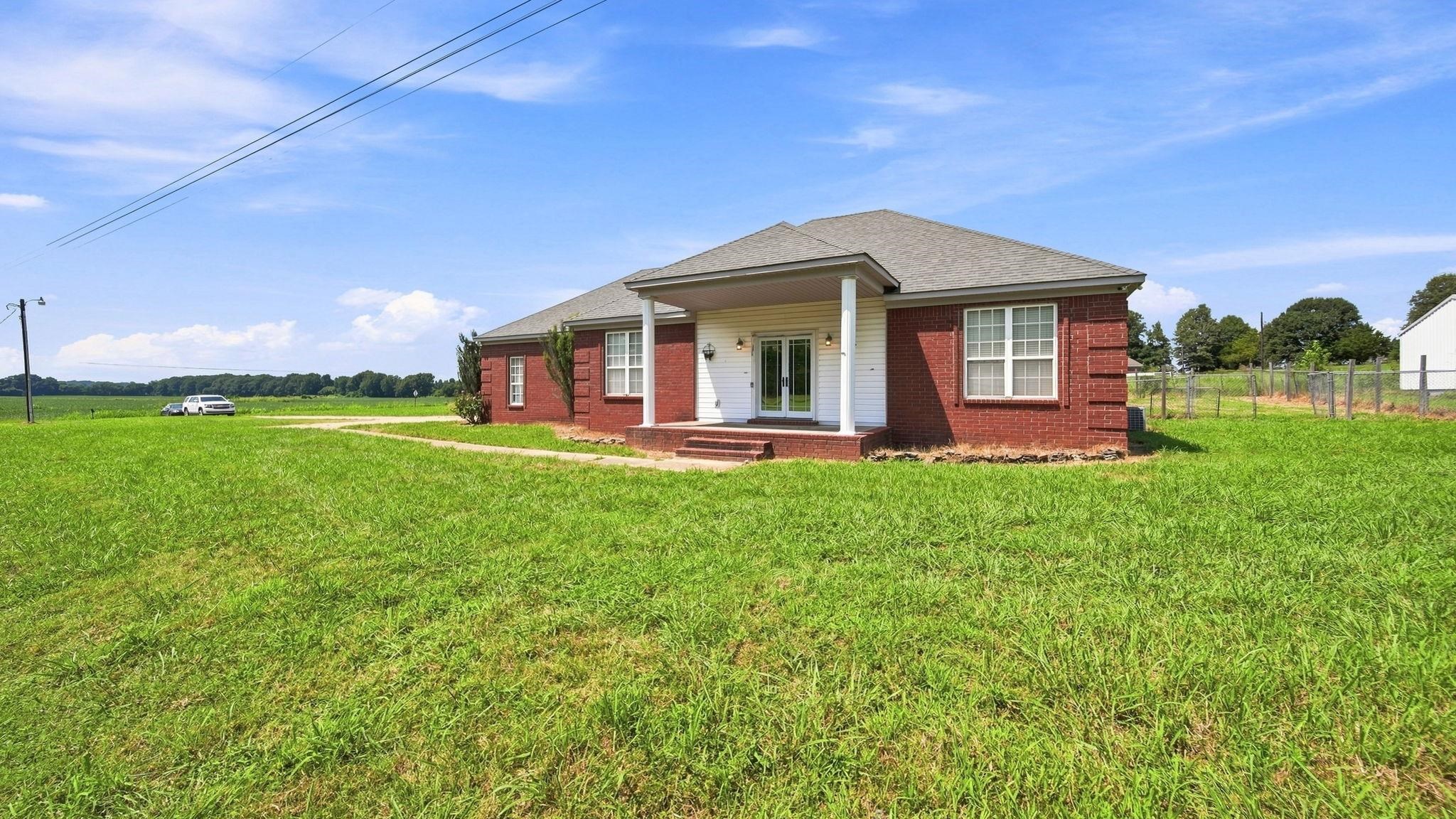 1990 Gainesville Rd Property Photo 3