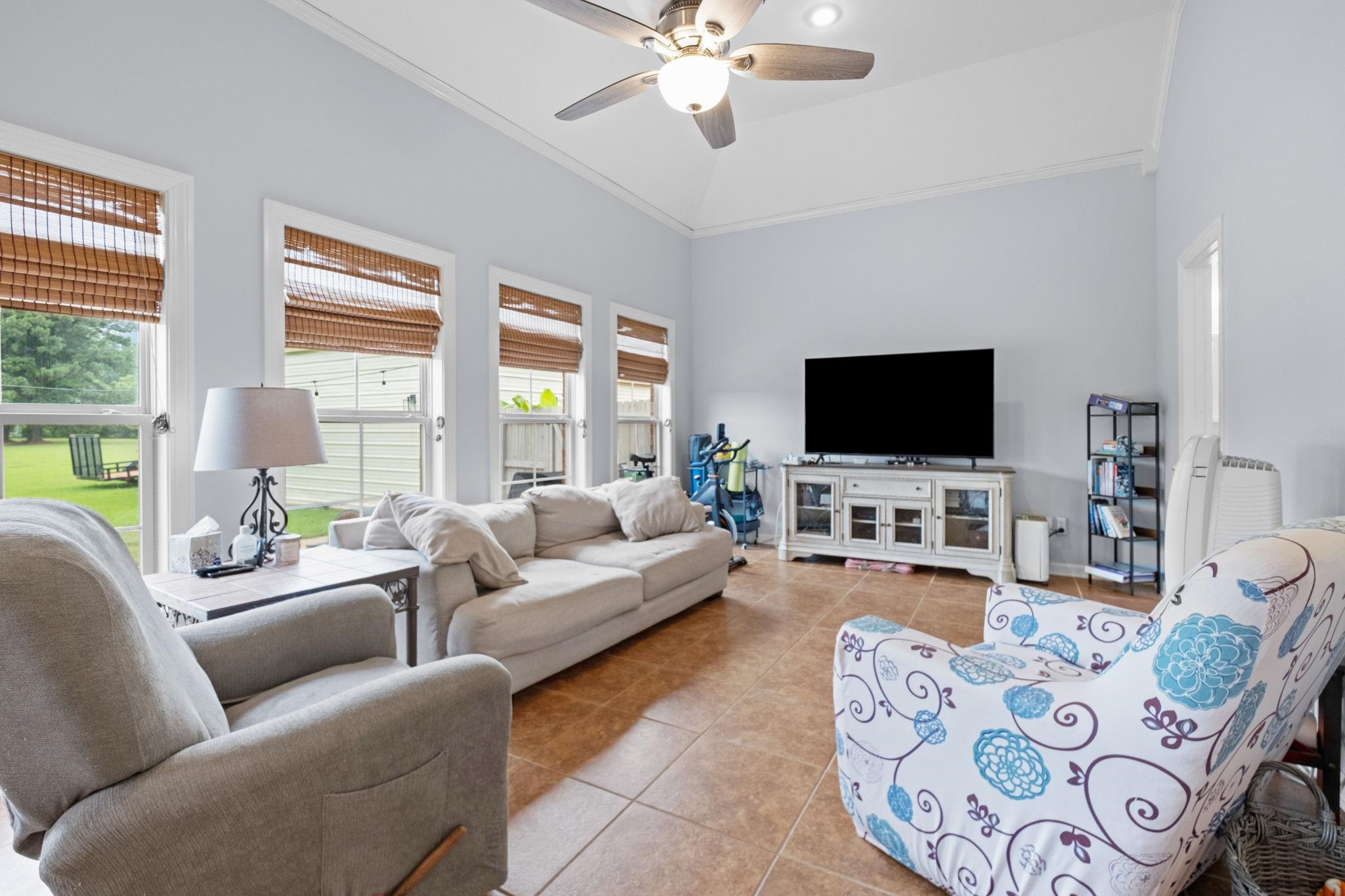 7206 Linnie Cv Property Photo 23