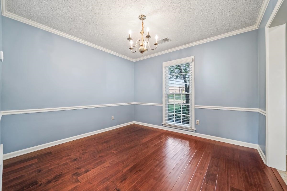 627 E Harpers Ferry Rd Property Photo 5