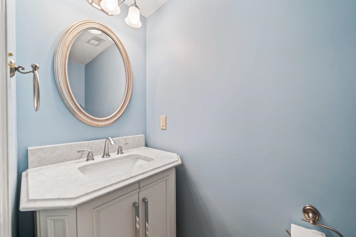 627 E Harpers Ferry Rd Property Photo 11