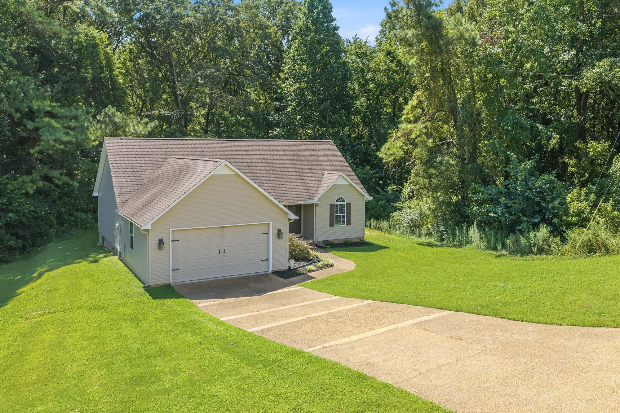 44 STONEHEDGE DR