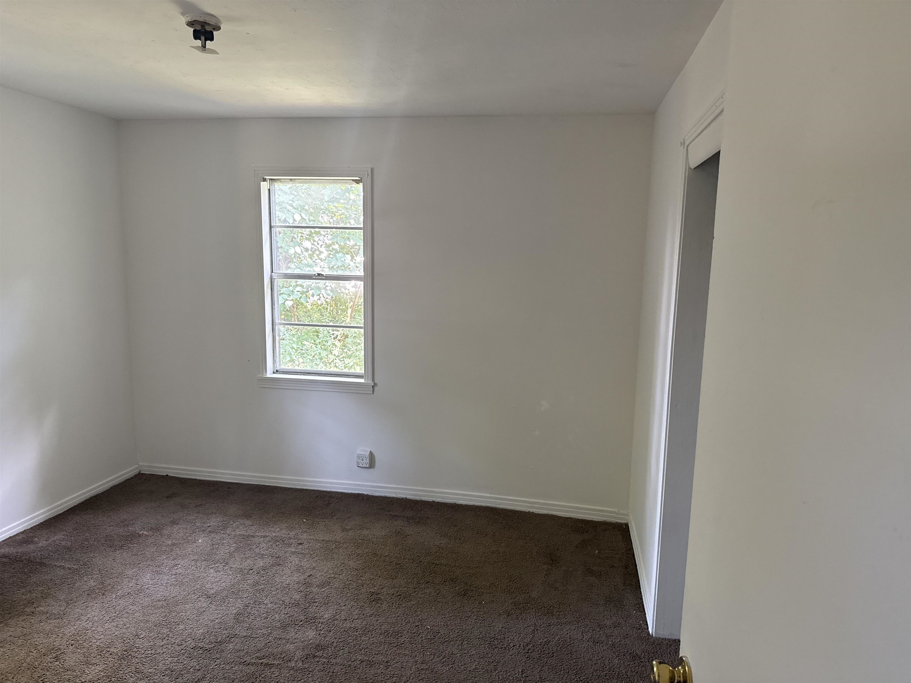 1324 Todd Ave Property Photo 12
