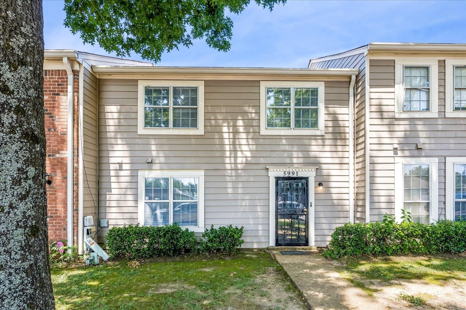 5991 Lofty Oak Rd 5991 Property Photo 1