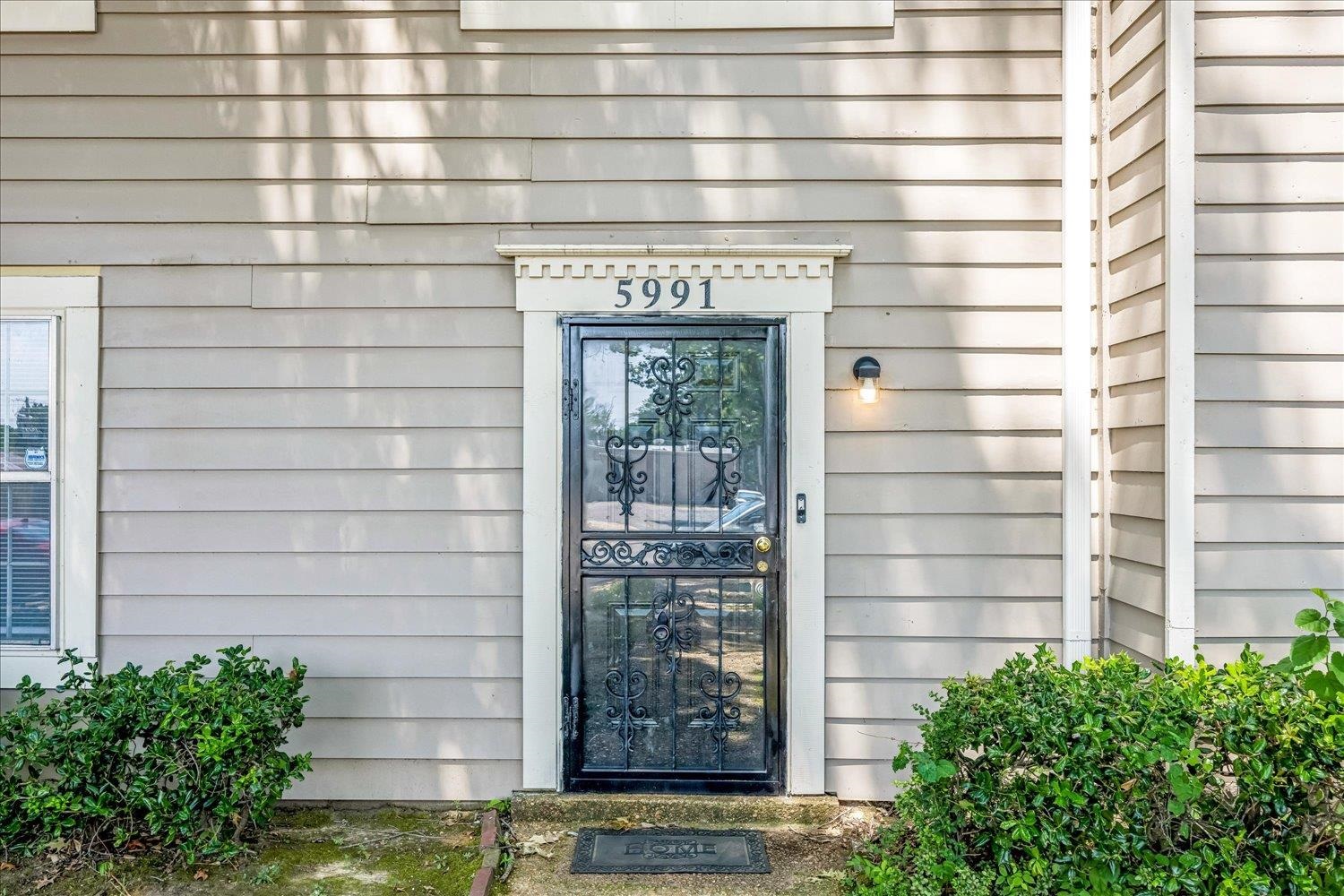 5991 Lofty Oak Rd 5991 Property Photo 4