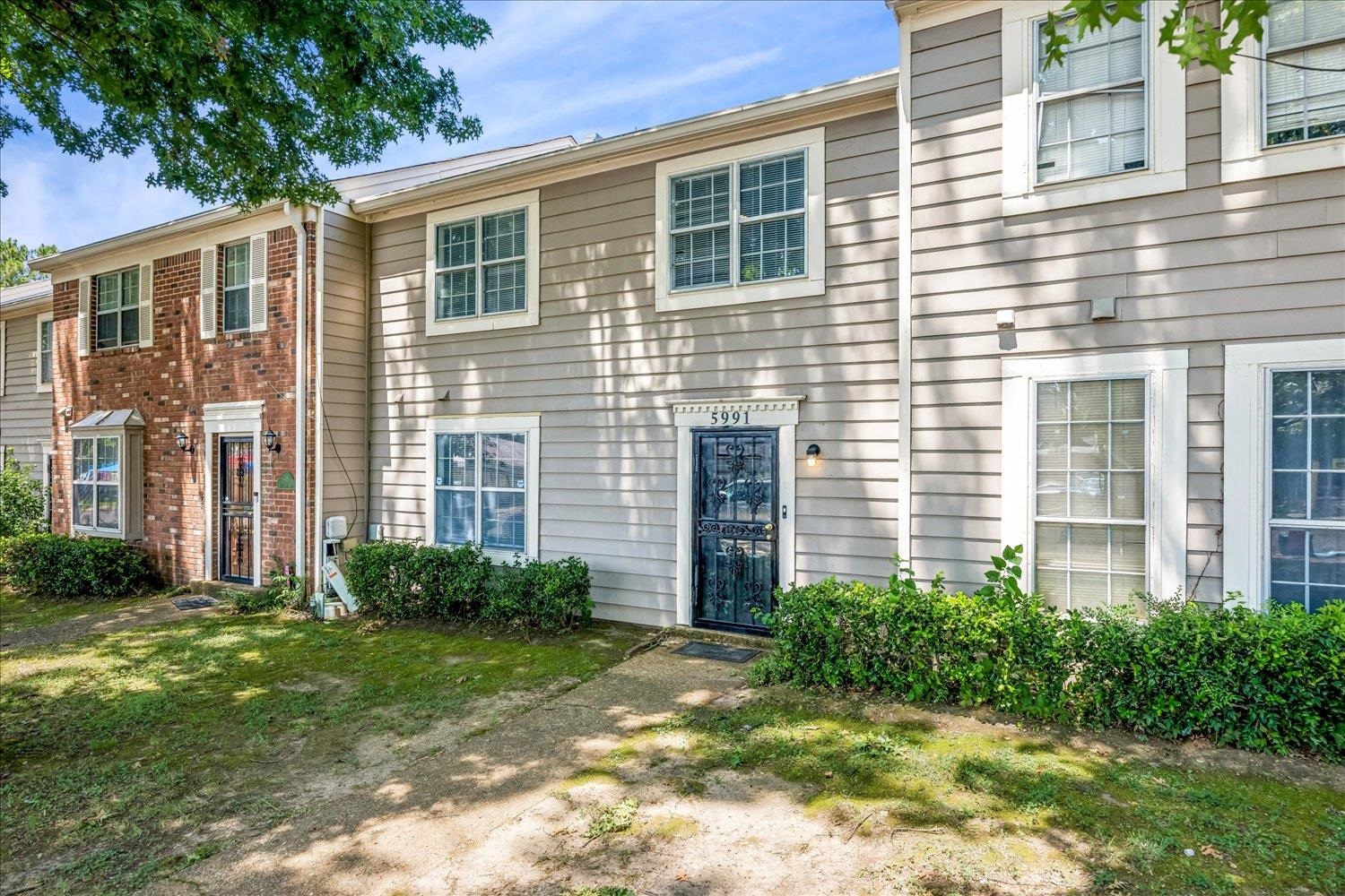 5991 Lofty Oak Rd 5991 Property Photo 5