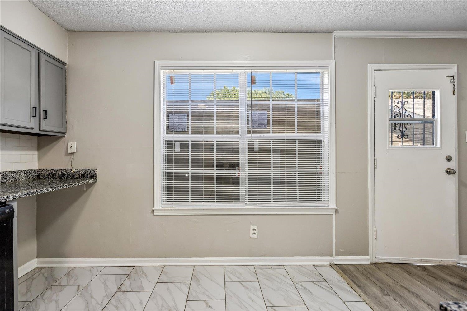 5991 Lofty Oak Rd 5991 Property Photo 17