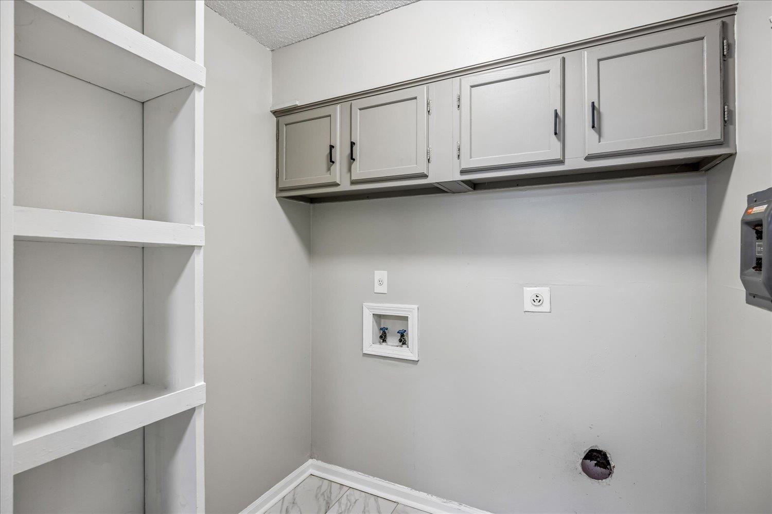 5991 Lofty Oak Rd 5991 Property Photo 18