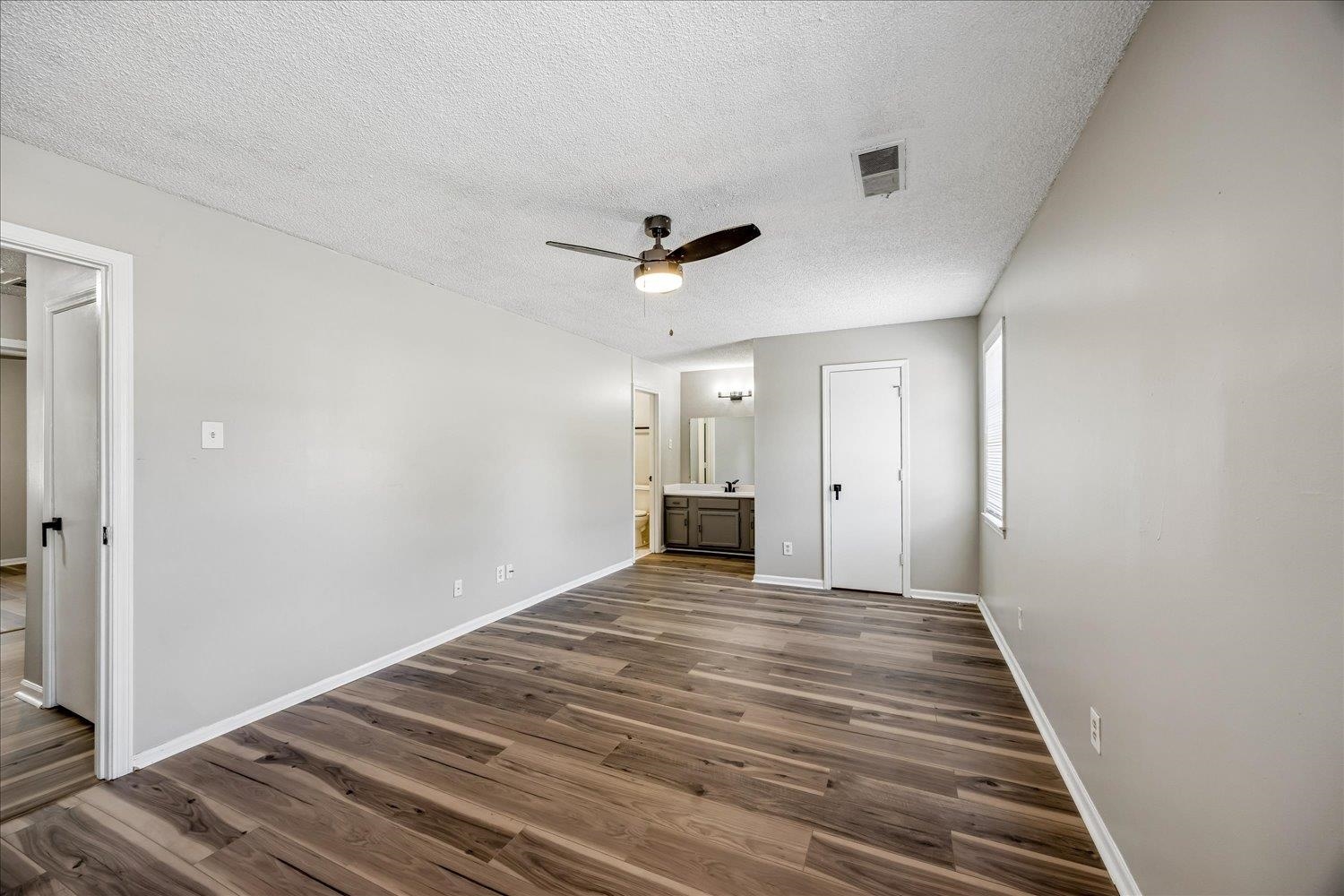 5991 Lofty Oak Rd 5991 Property Photo 20