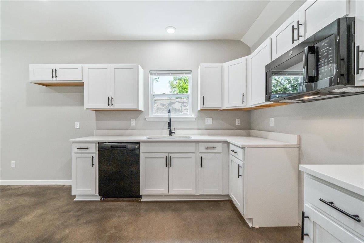 2844 Nathan Ave Property Photo 11