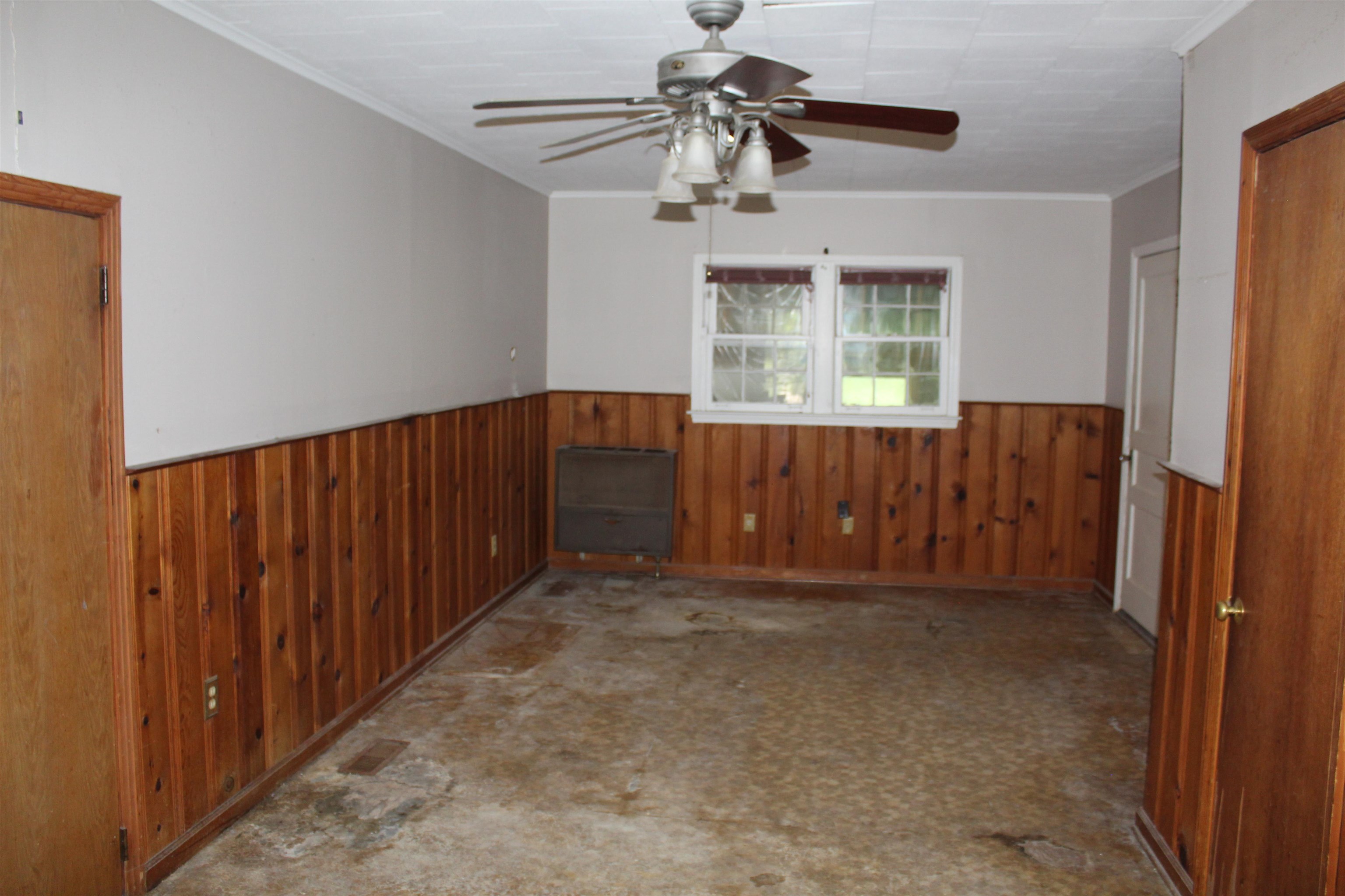 935 Parkhaven Ln Property Photo 4