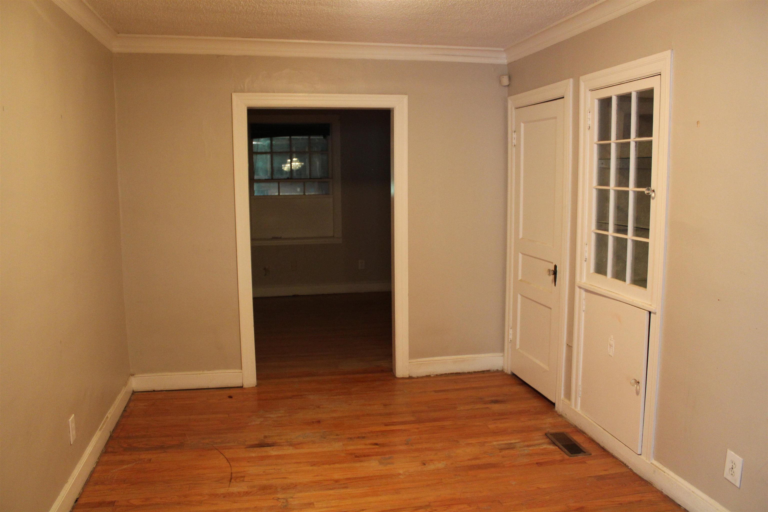 935 Parkhaven Ln Property Photo 5