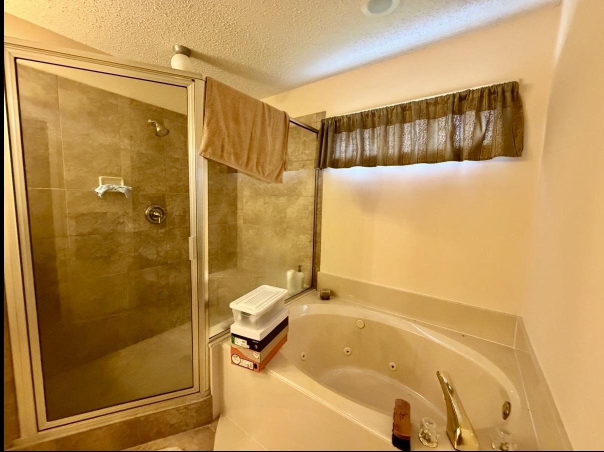 4018 Rolling Green Dr Property Photo 10