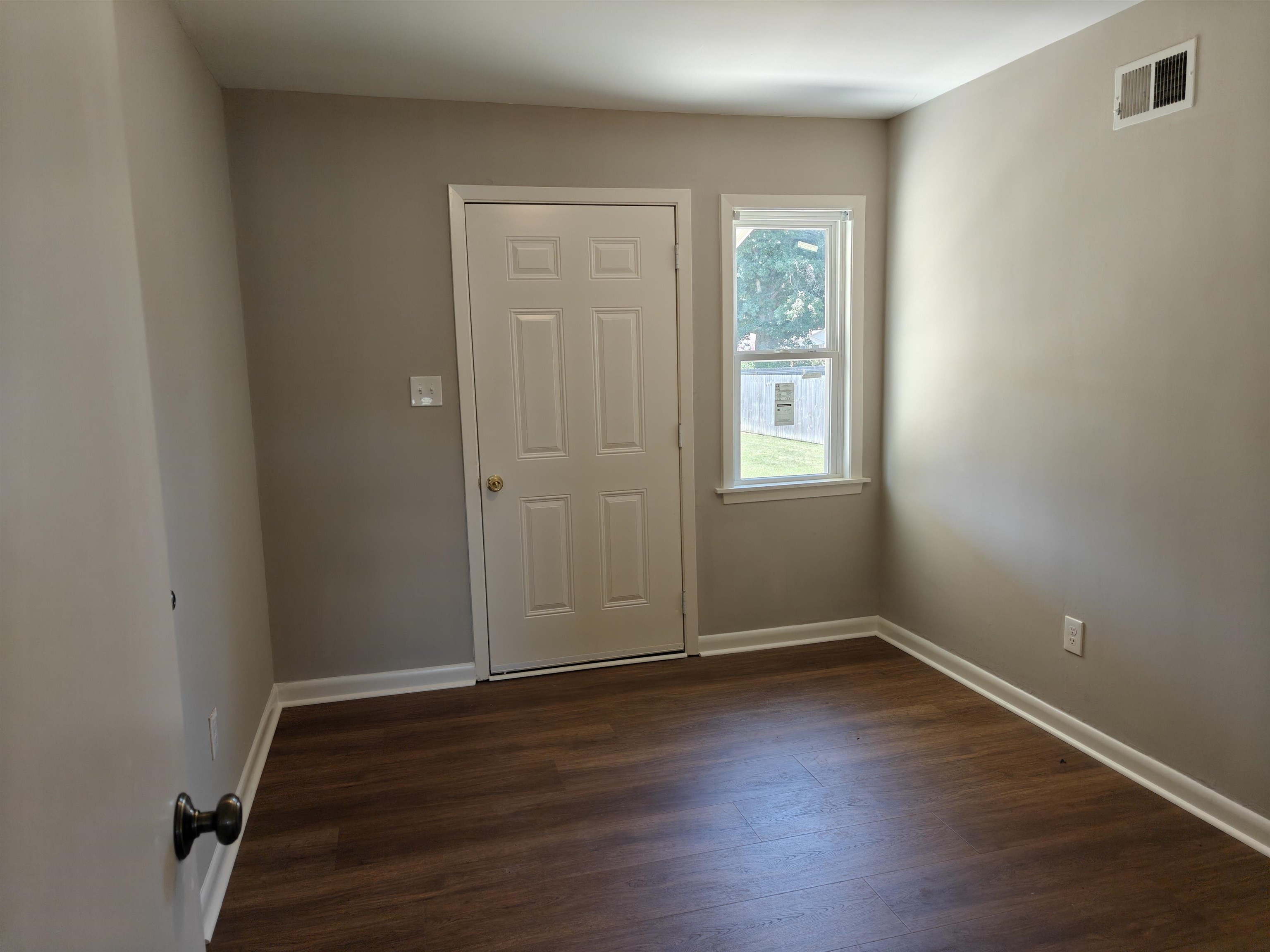 121 West St Property Photo 7