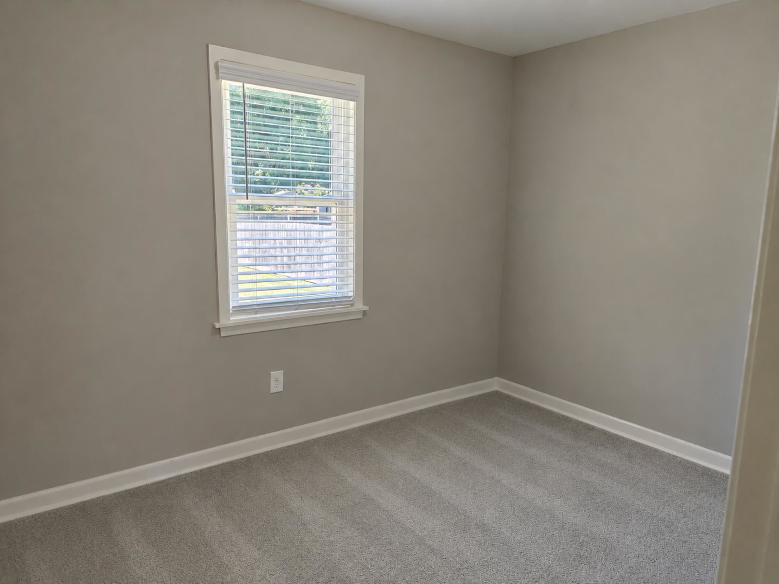 121 West St Property Photo 15