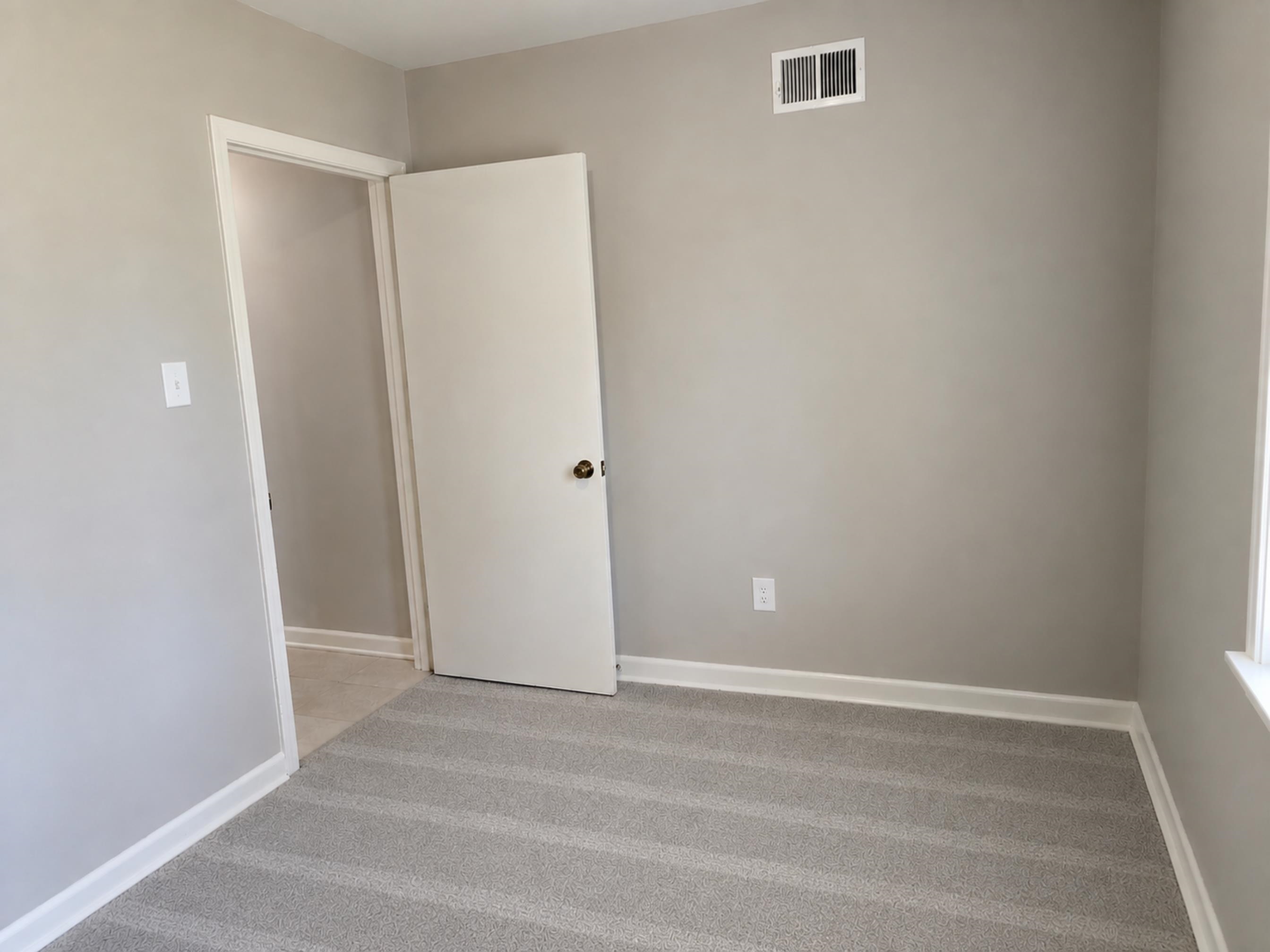 121 West St Property Photo 16