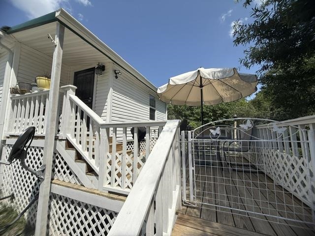 218 S Elm St Property Photo 18
