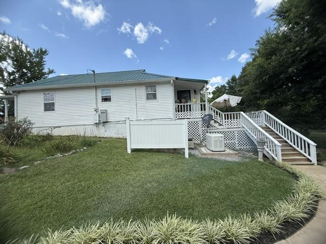 218 S Elm St Property Photo 24