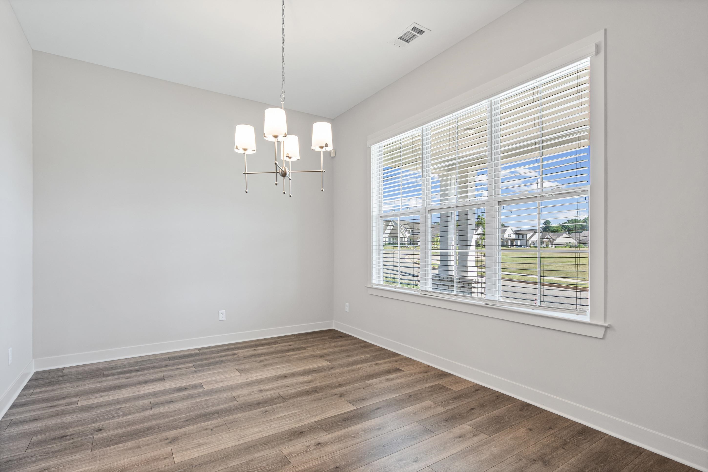 400 Oak Haven Cir Property Photo 5