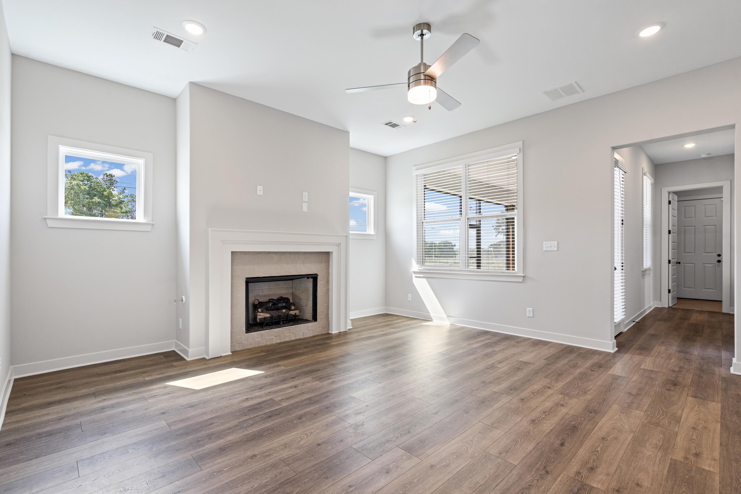 400 Oak Haven Cir Property Photo 6