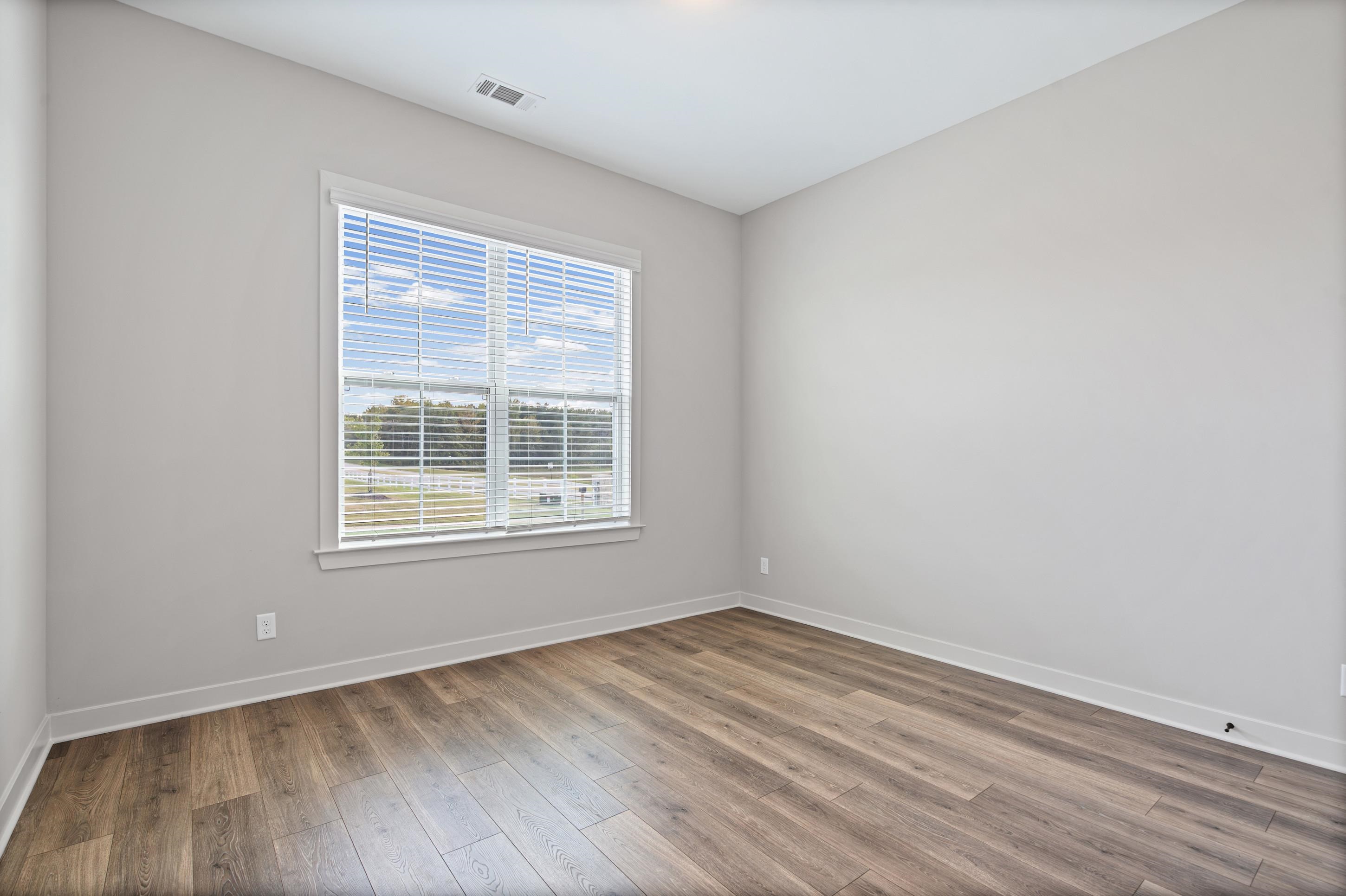 400 Oak Haven Cir Property Photo 18