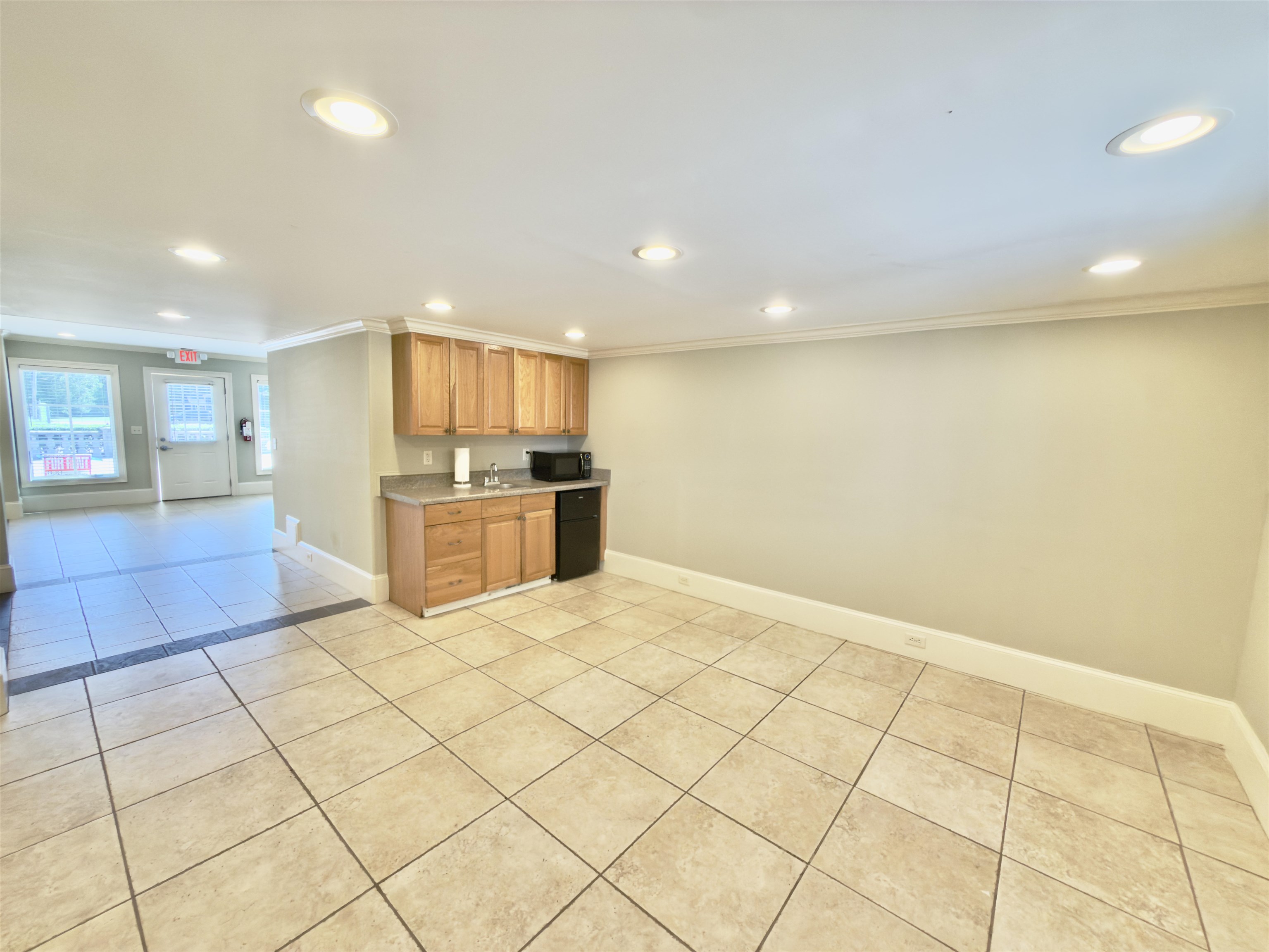 765 Chaney Dr Property Photo 8