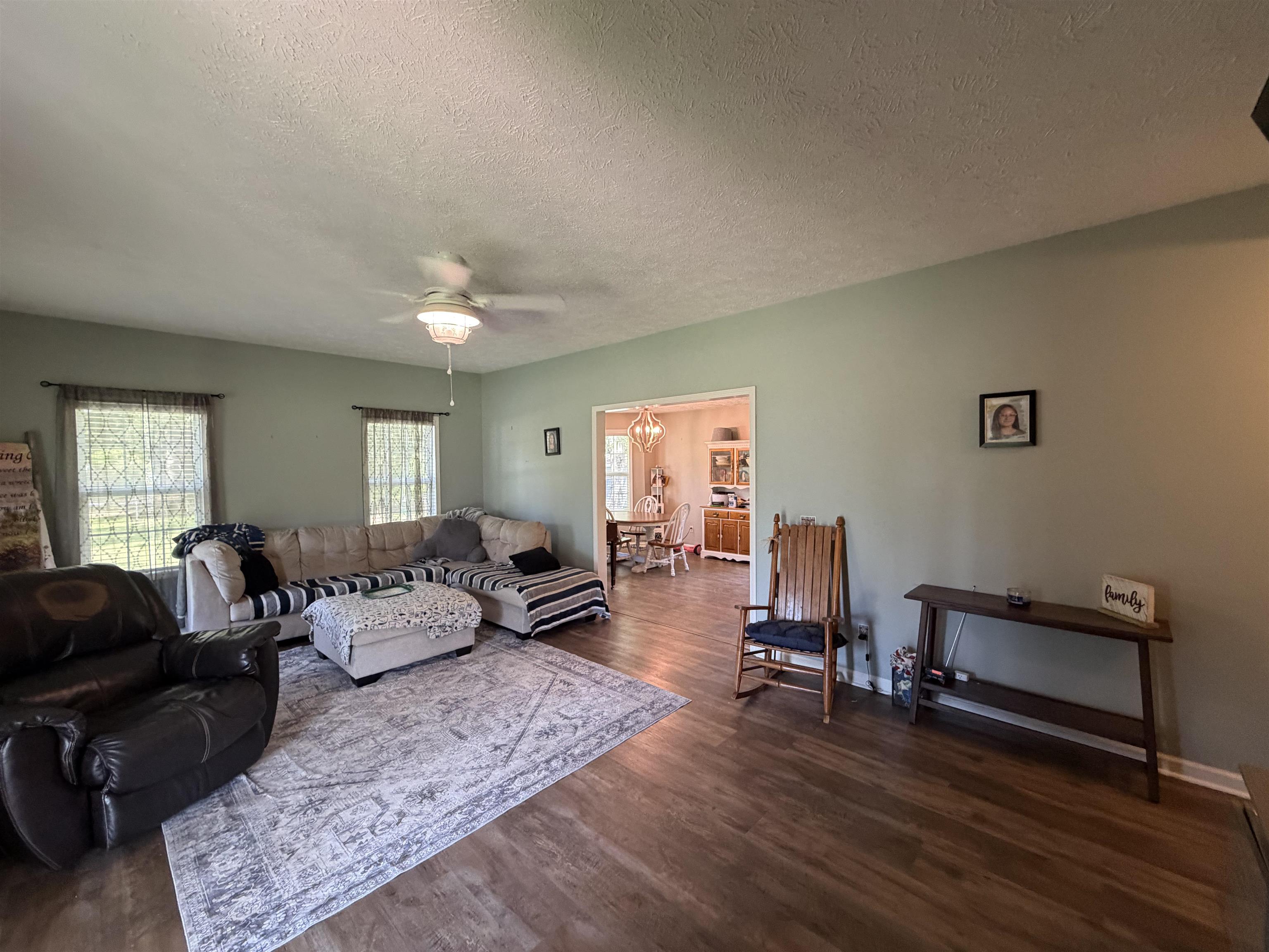 420 Brandi Dr Property Photo 3