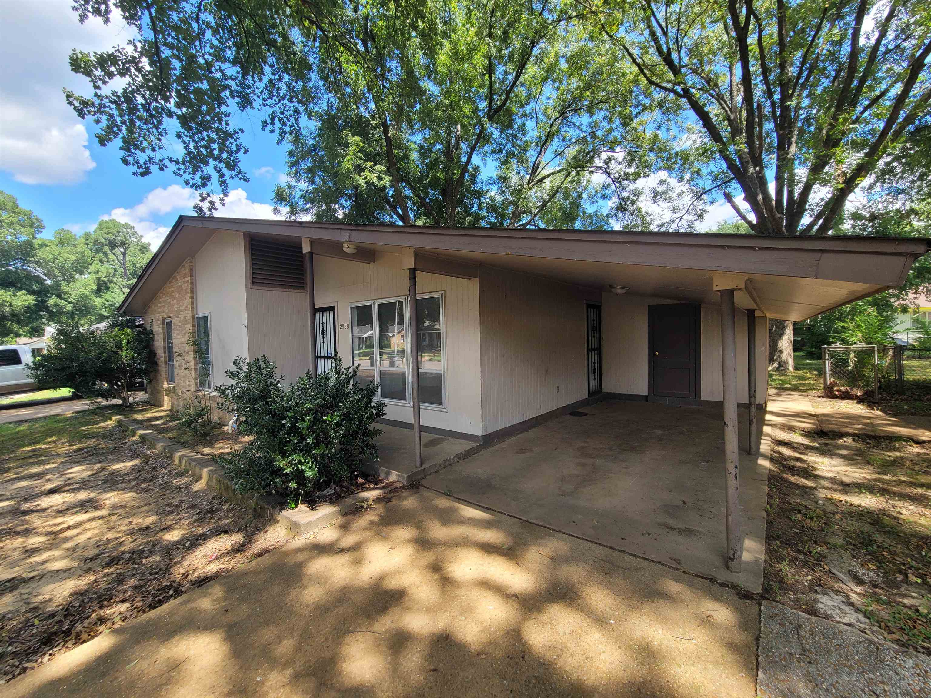 2988 DANVILLE RD Property Photo 1