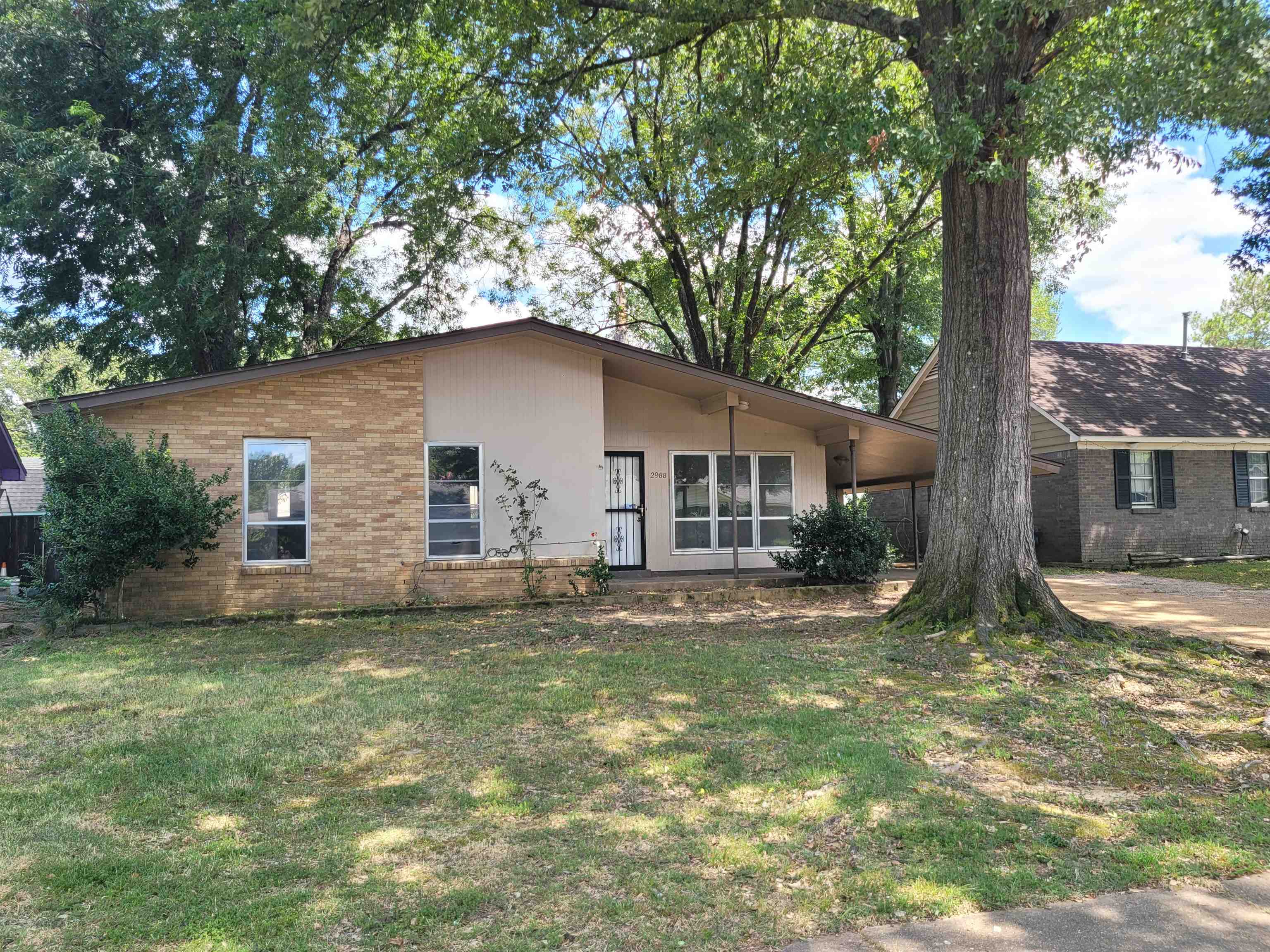2988 Danville Rd Property Photo 2