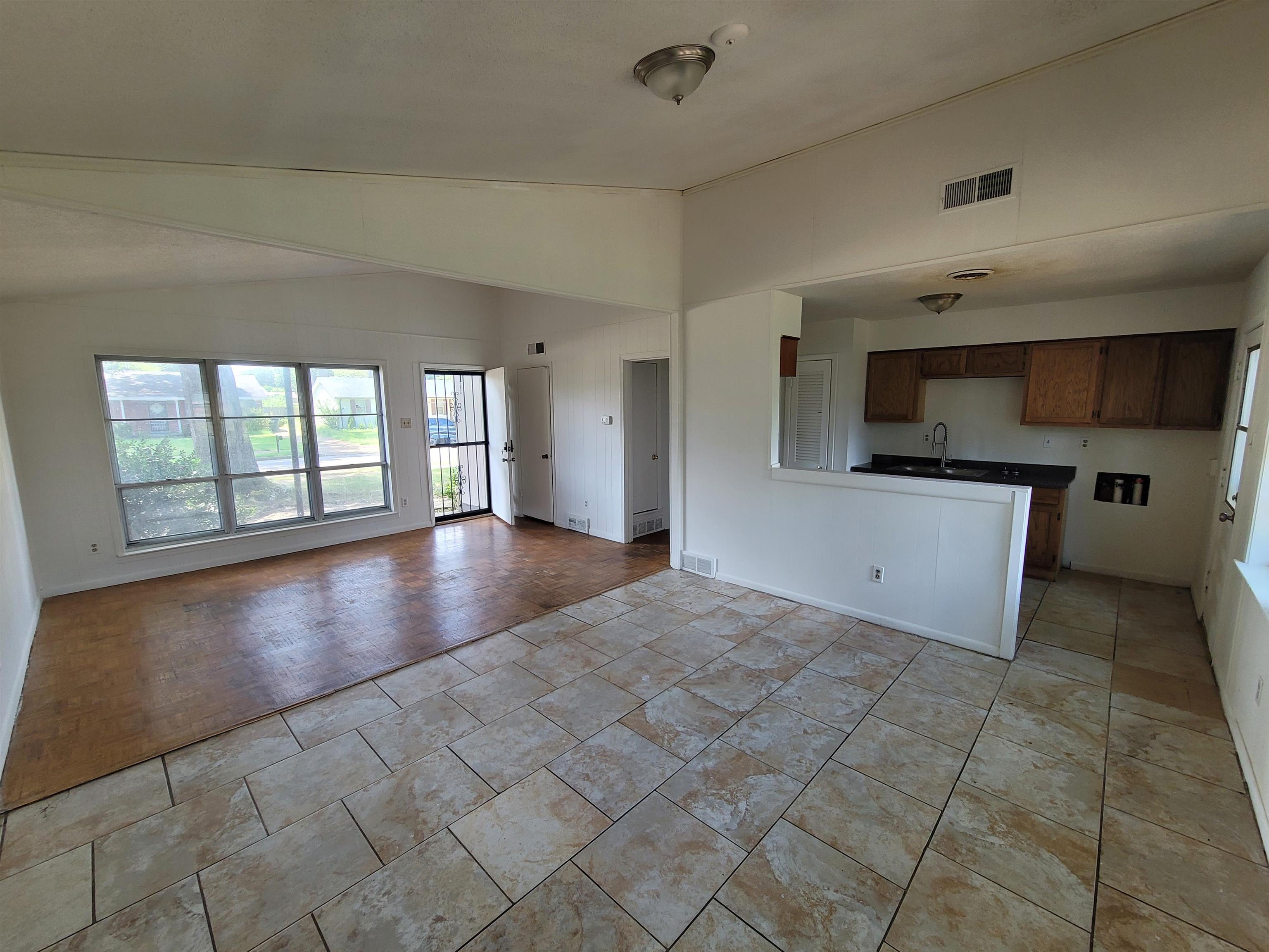 2988 Danville Rd Property Photo 5