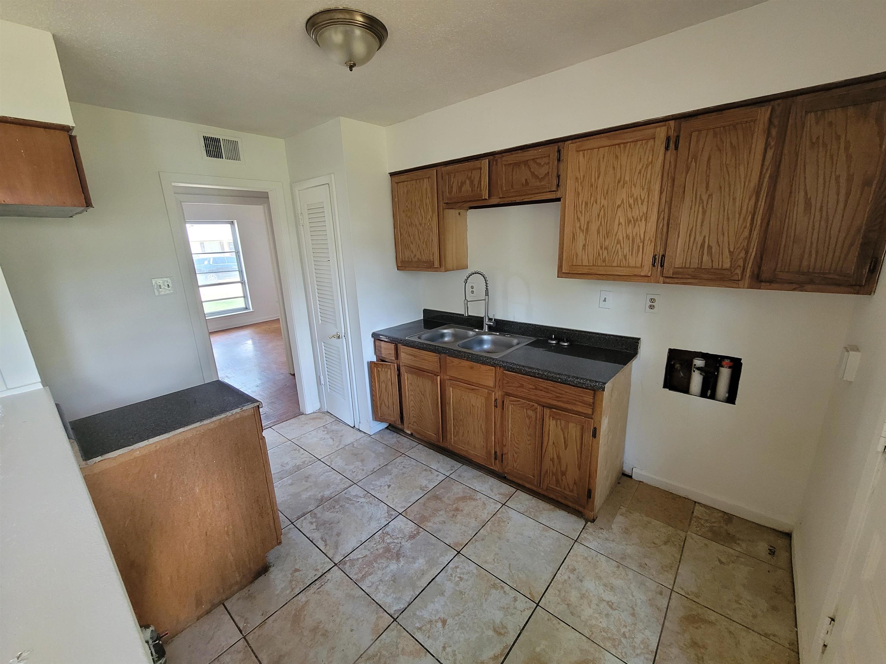 2988 Danville Rd Property Photo 6