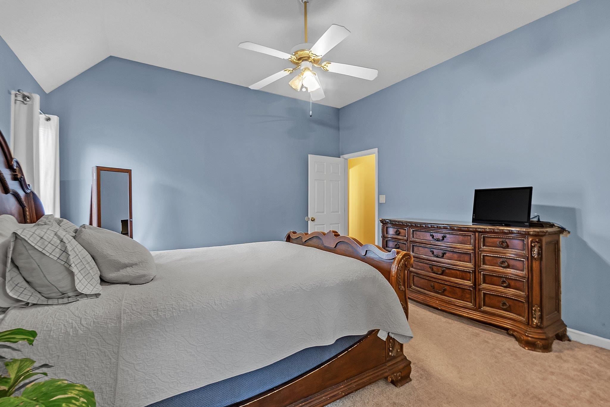 5360 Philgrove Way Property Photo 22