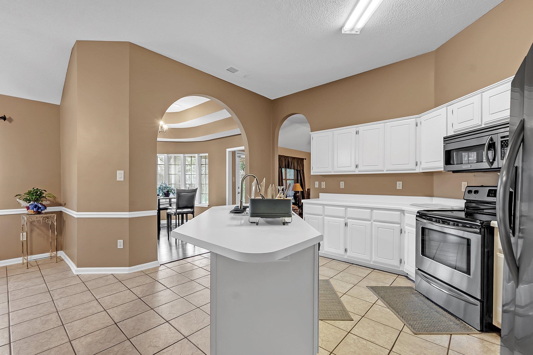 5360 Philgrove Way Property Photo 30