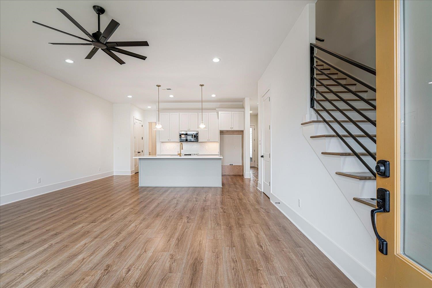 5478 Park Ave 7 Property Photo 3