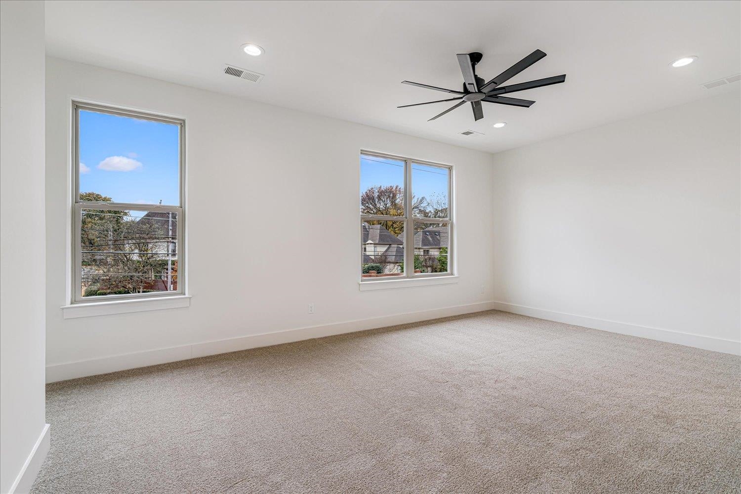 5478 Park Ave 7 Property Photo 14