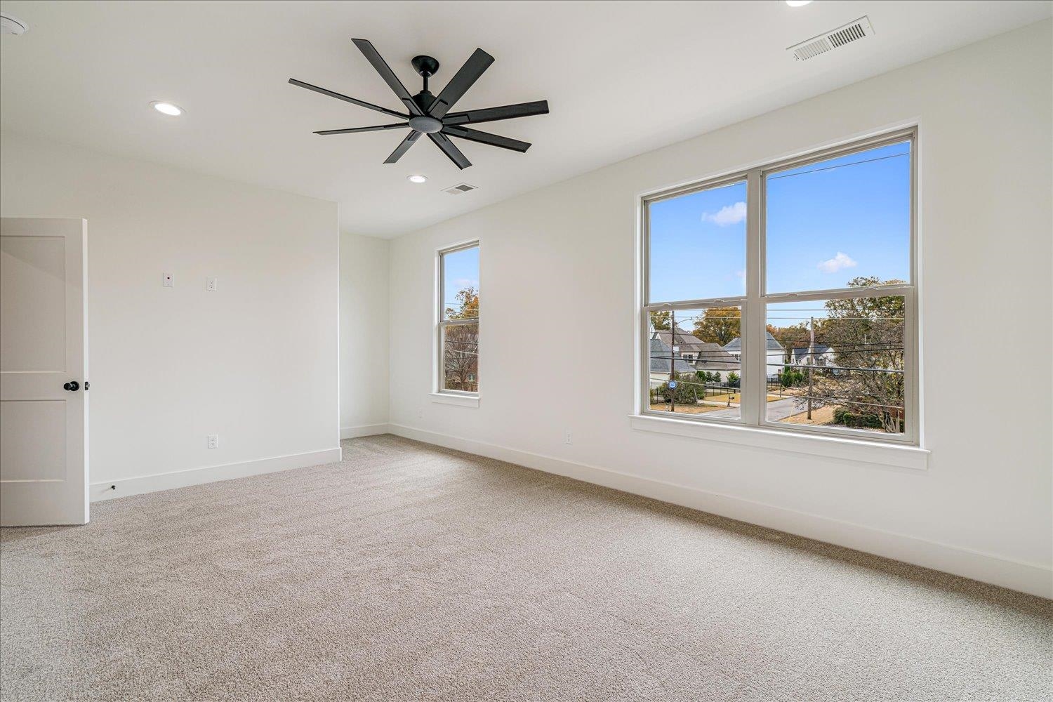 5478 Park Ave 7 Property Photo 15