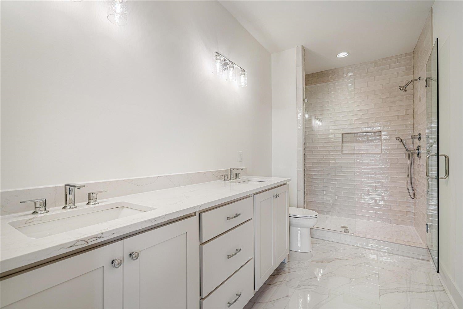 5478 Park Ave 7 Property Photo 16