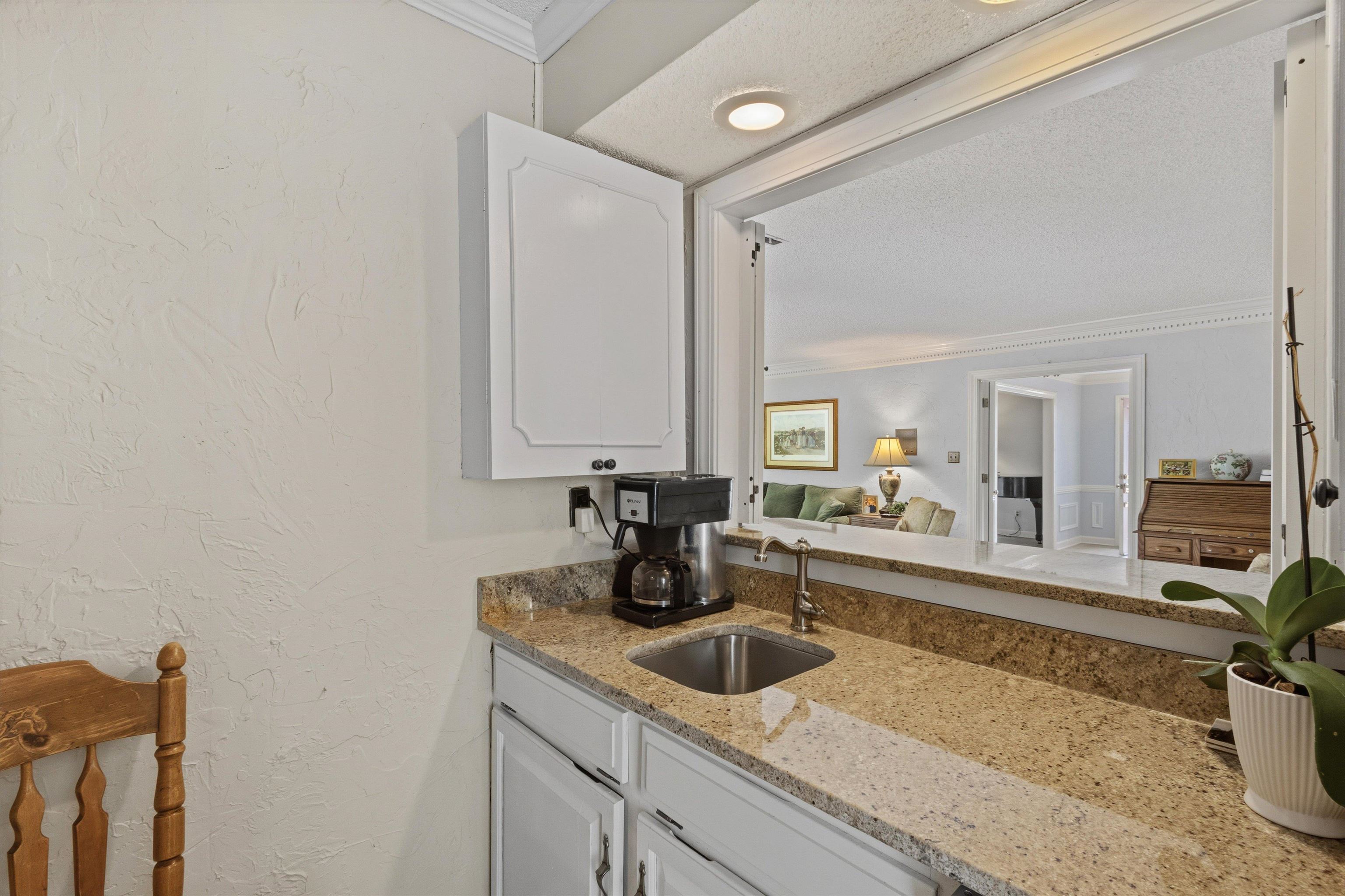 8422 Poplar Pike Property Photo 11