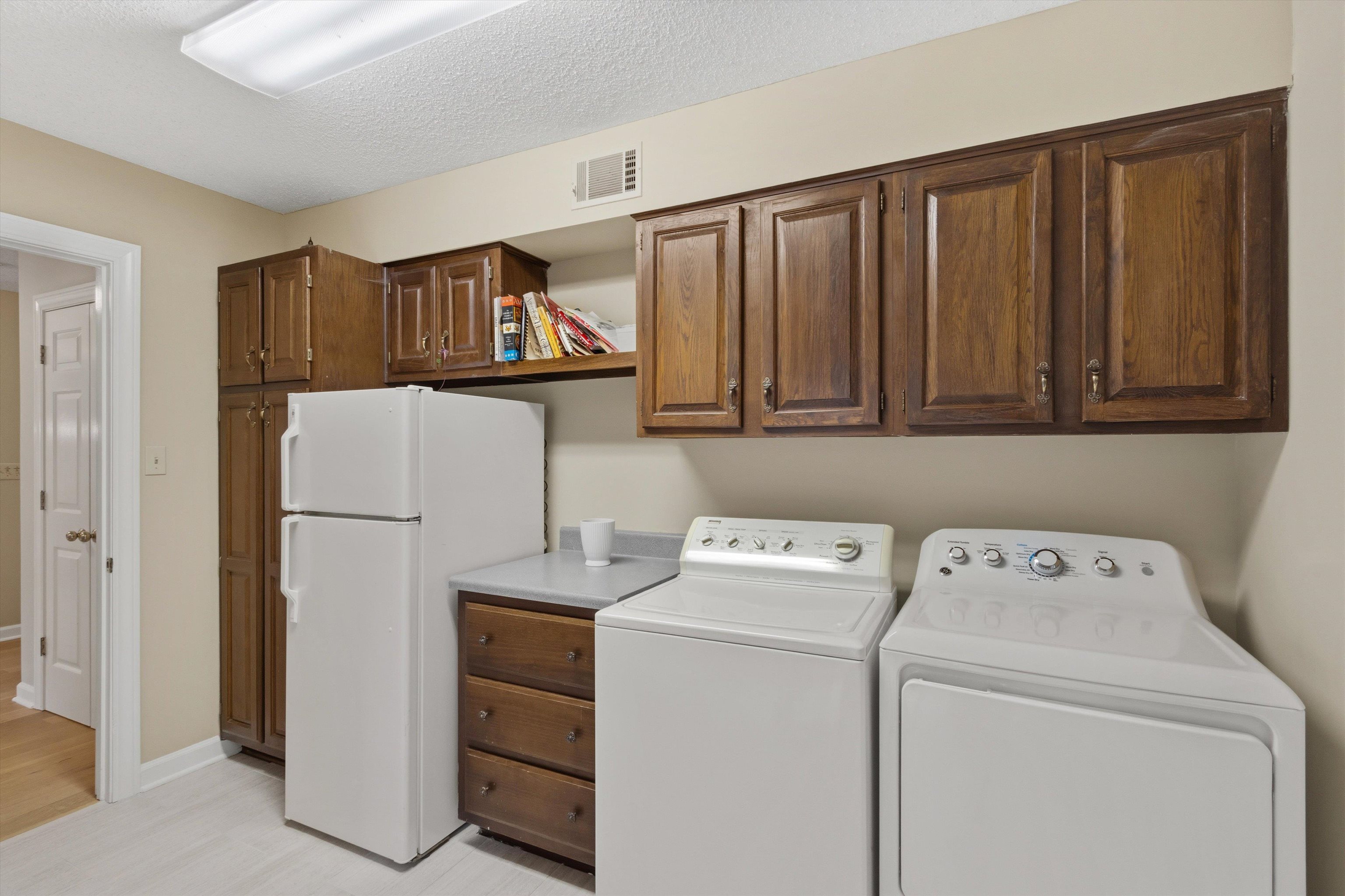 8422 Poplar Pike Property Photo 19