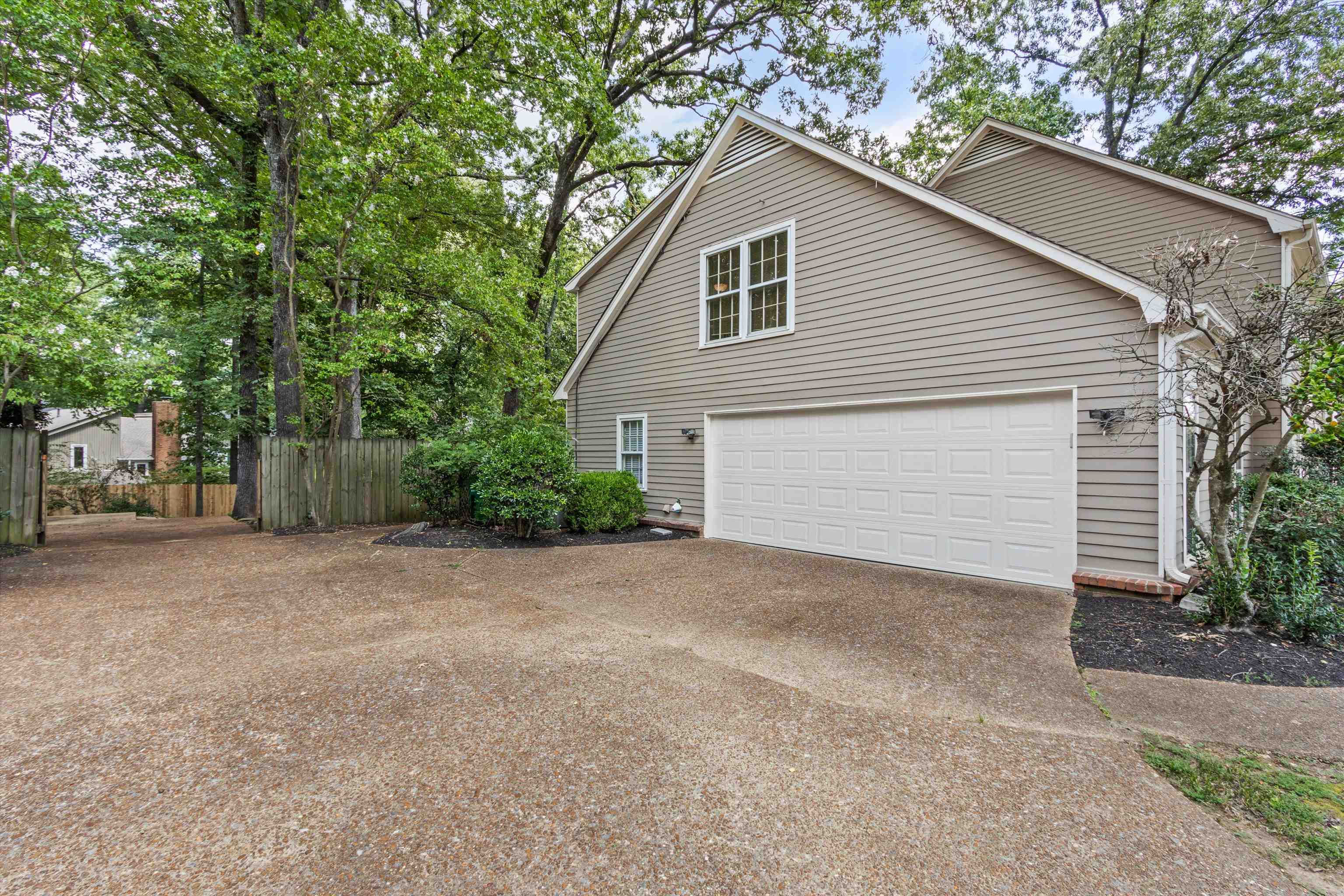 8422 Poplar Pike Property Photo 32