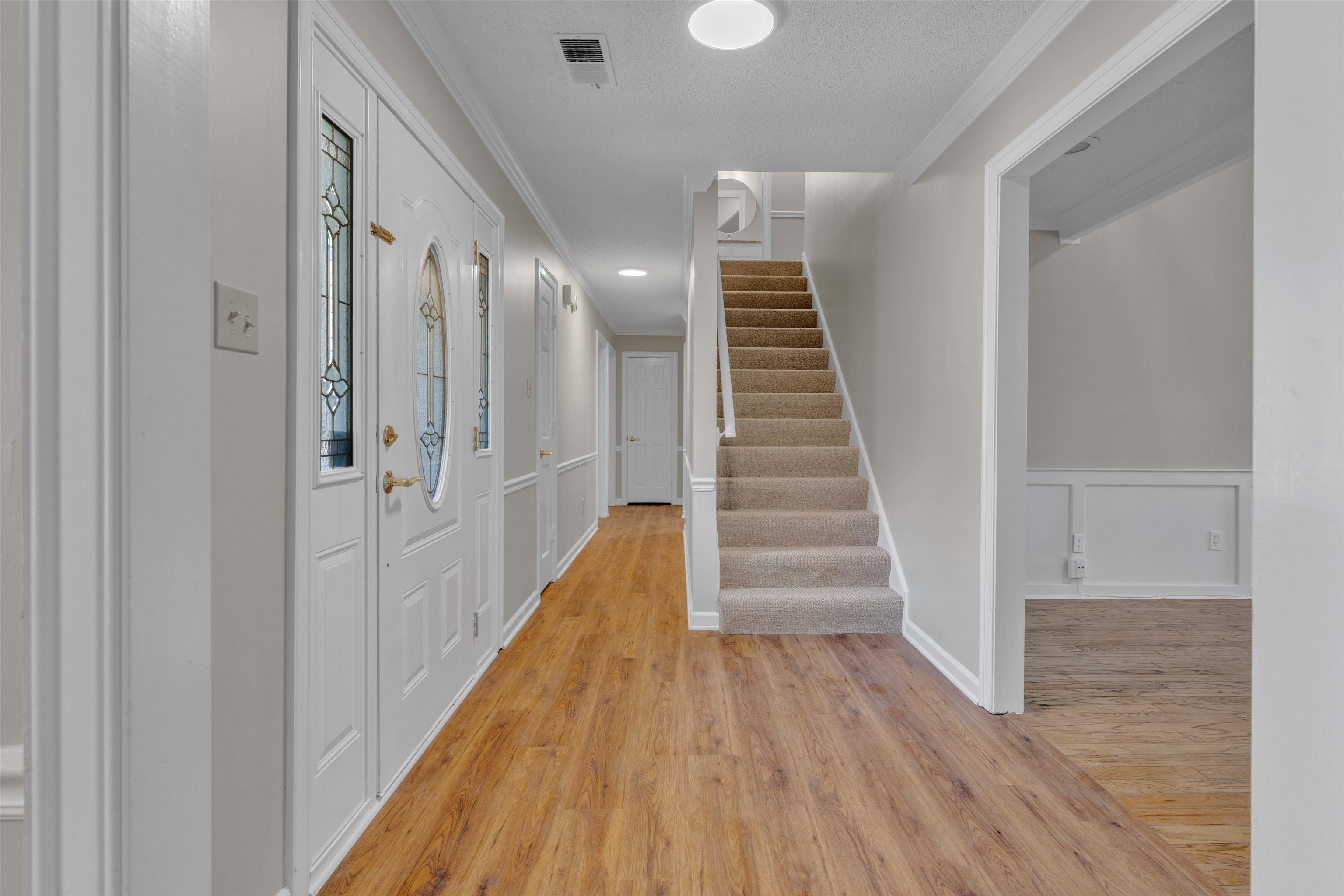 636 N Fox Chase Cv Property Photo 24